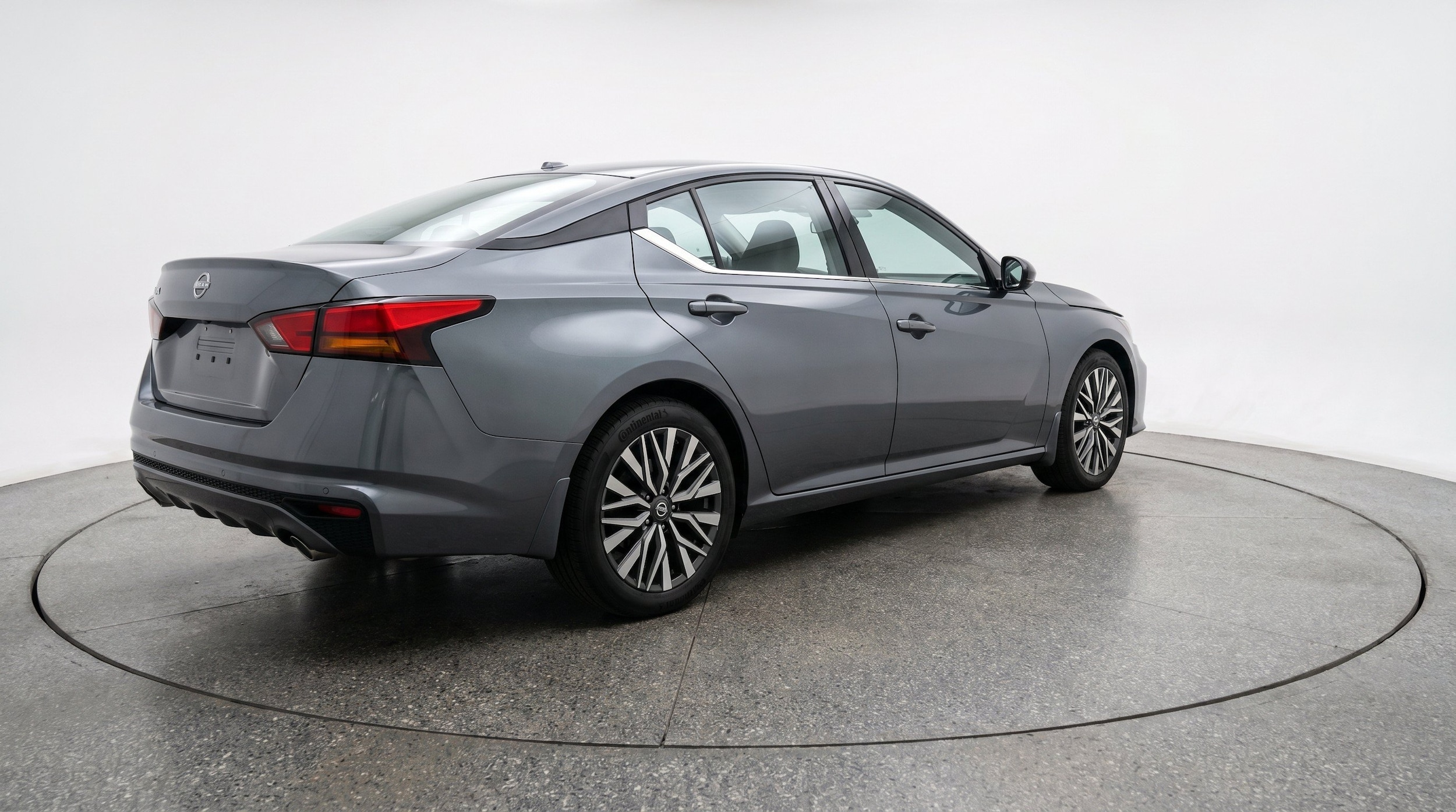 Thumbnail: 2025 Nissan Altima - 9