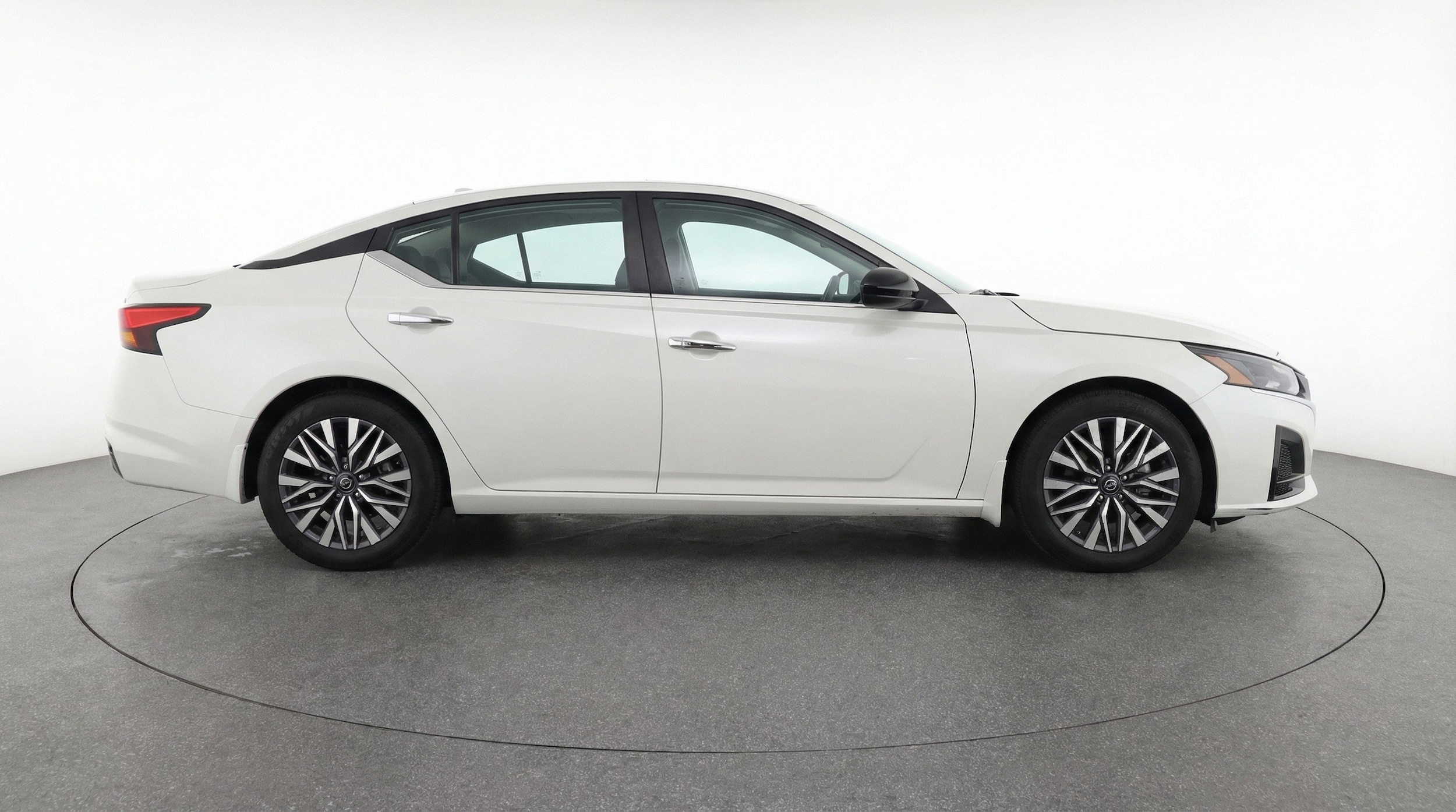 Thumbnail: 2025 Nissan Altima - 11