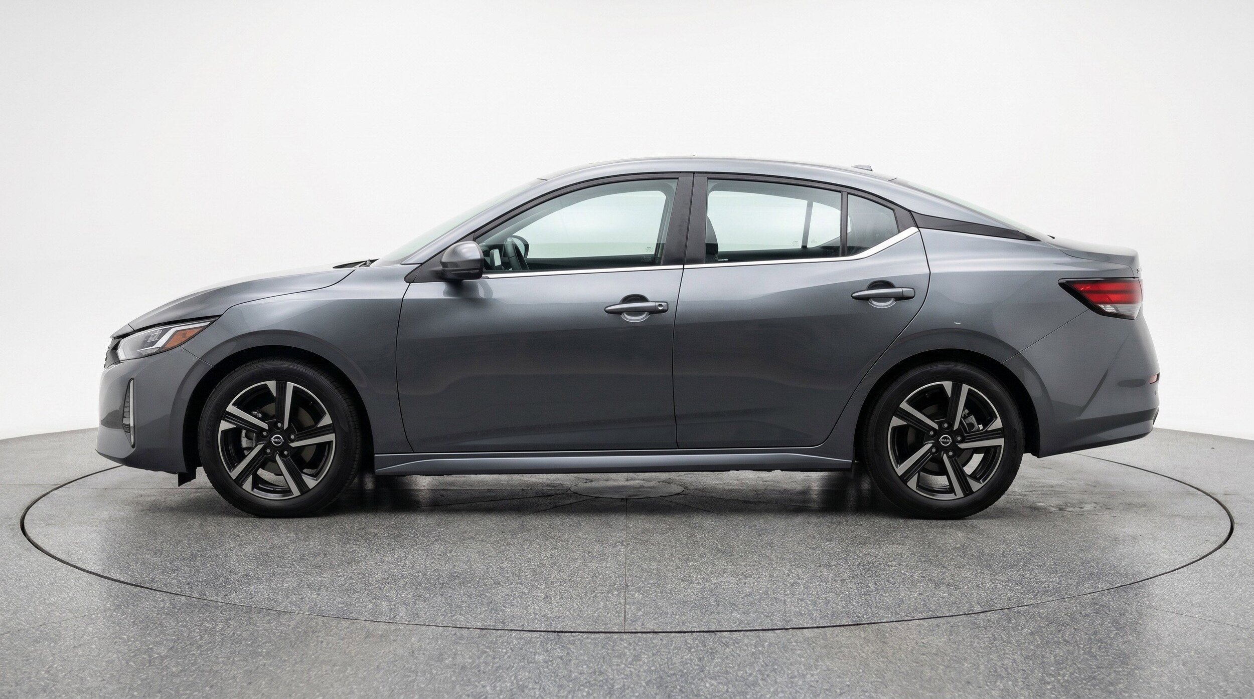 Thumbnail: 2025 Nissan Sentra - 5