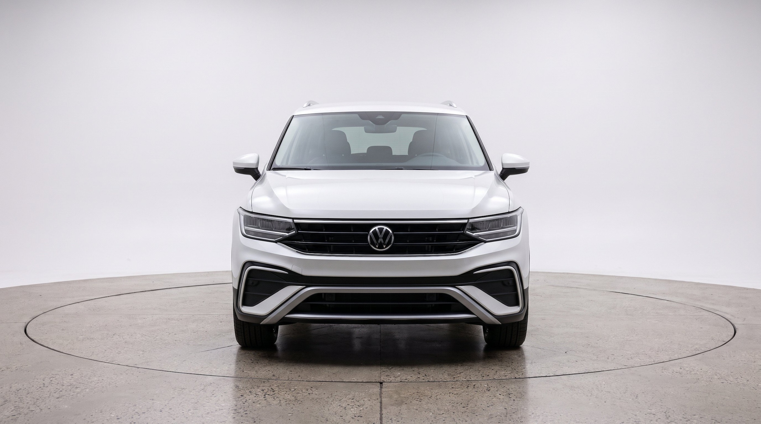 Thumbnail: 2026 Volkswagen Tiguan - 2