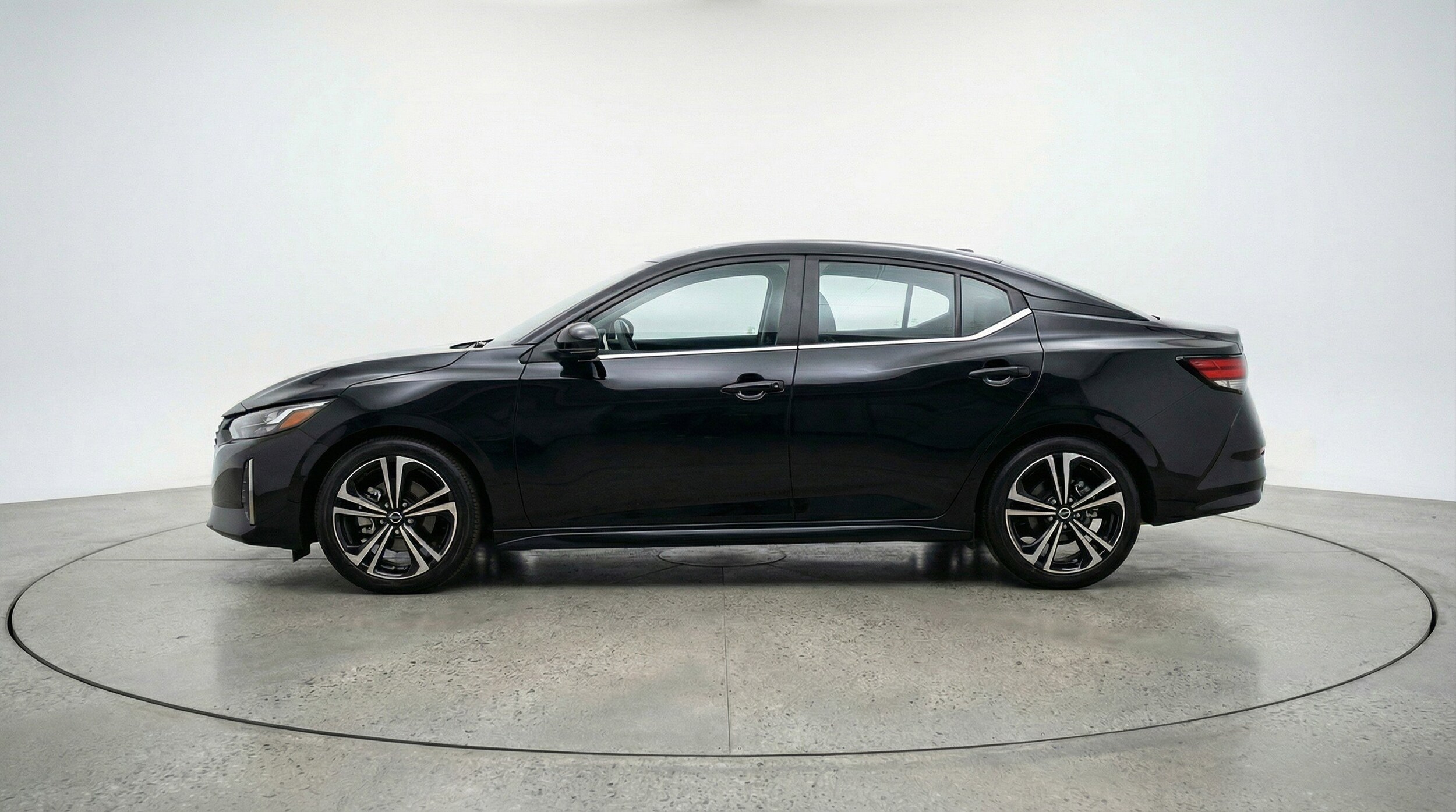 Thumbnail: 2025 Nissan Sentra - 5