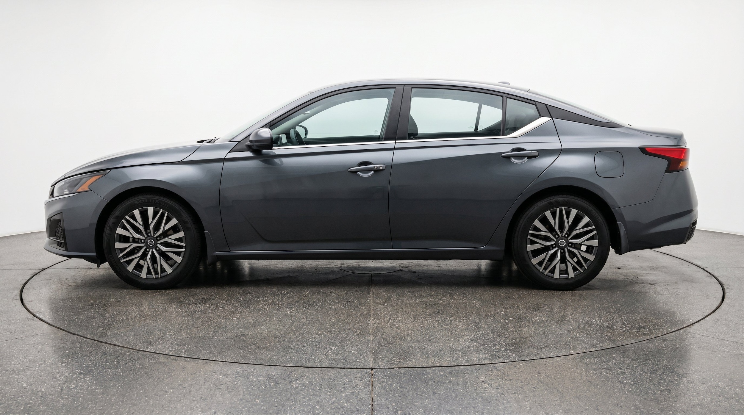 Thumbnail: 2025 Nissan Altima - 5