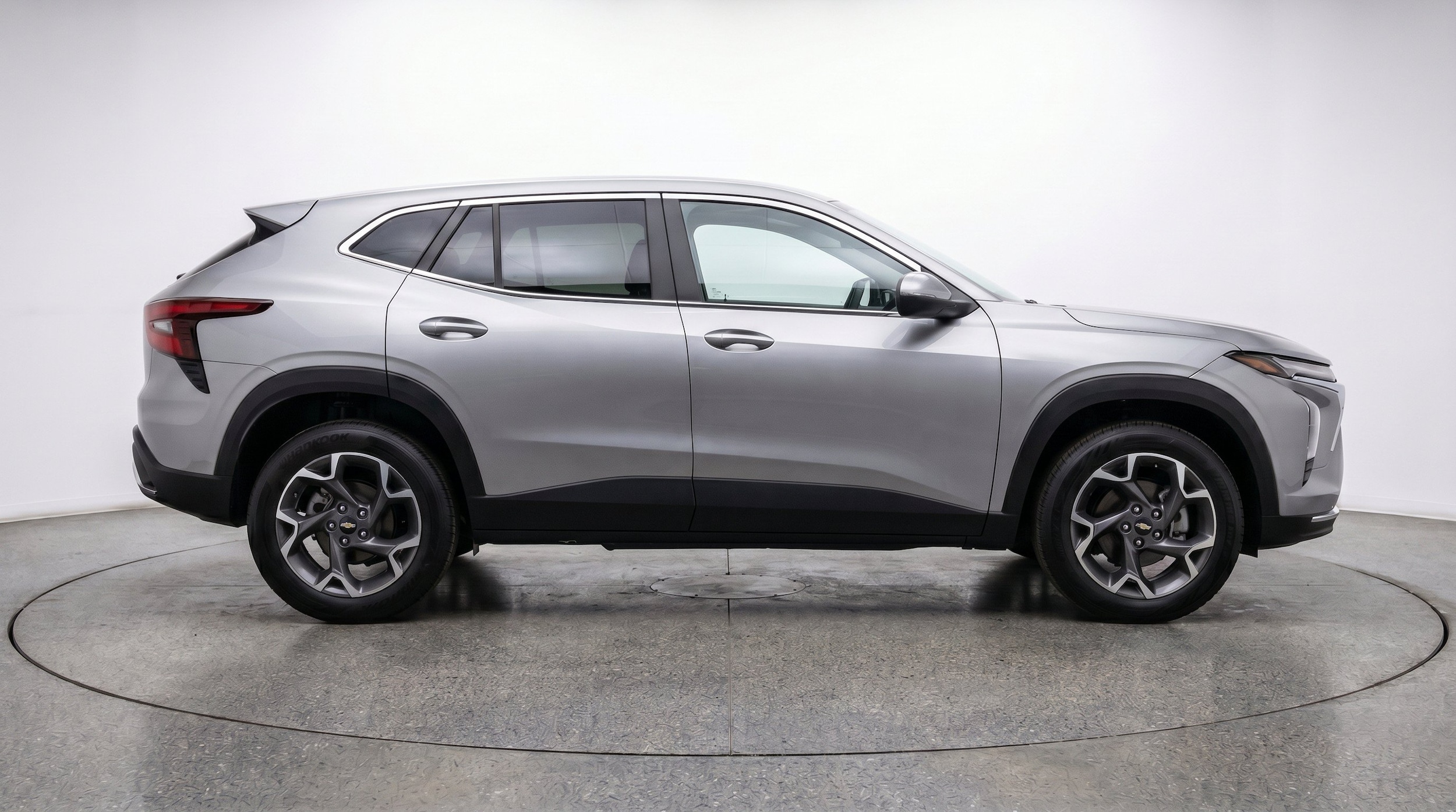 Thumbnail: 2025 Chevrolet Trax - 11