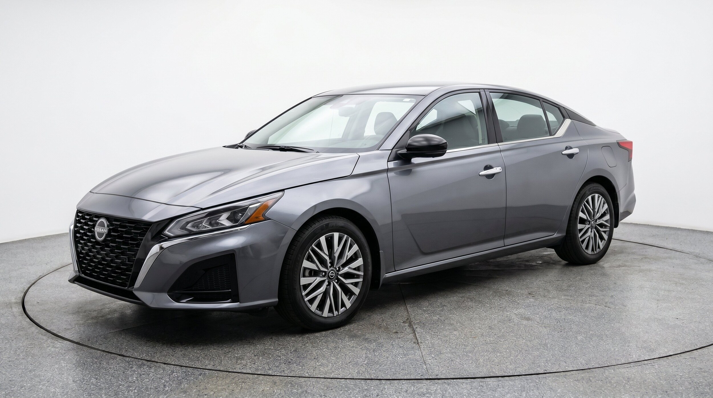 Thumbnail: 2025 Nissan Altima - 3
