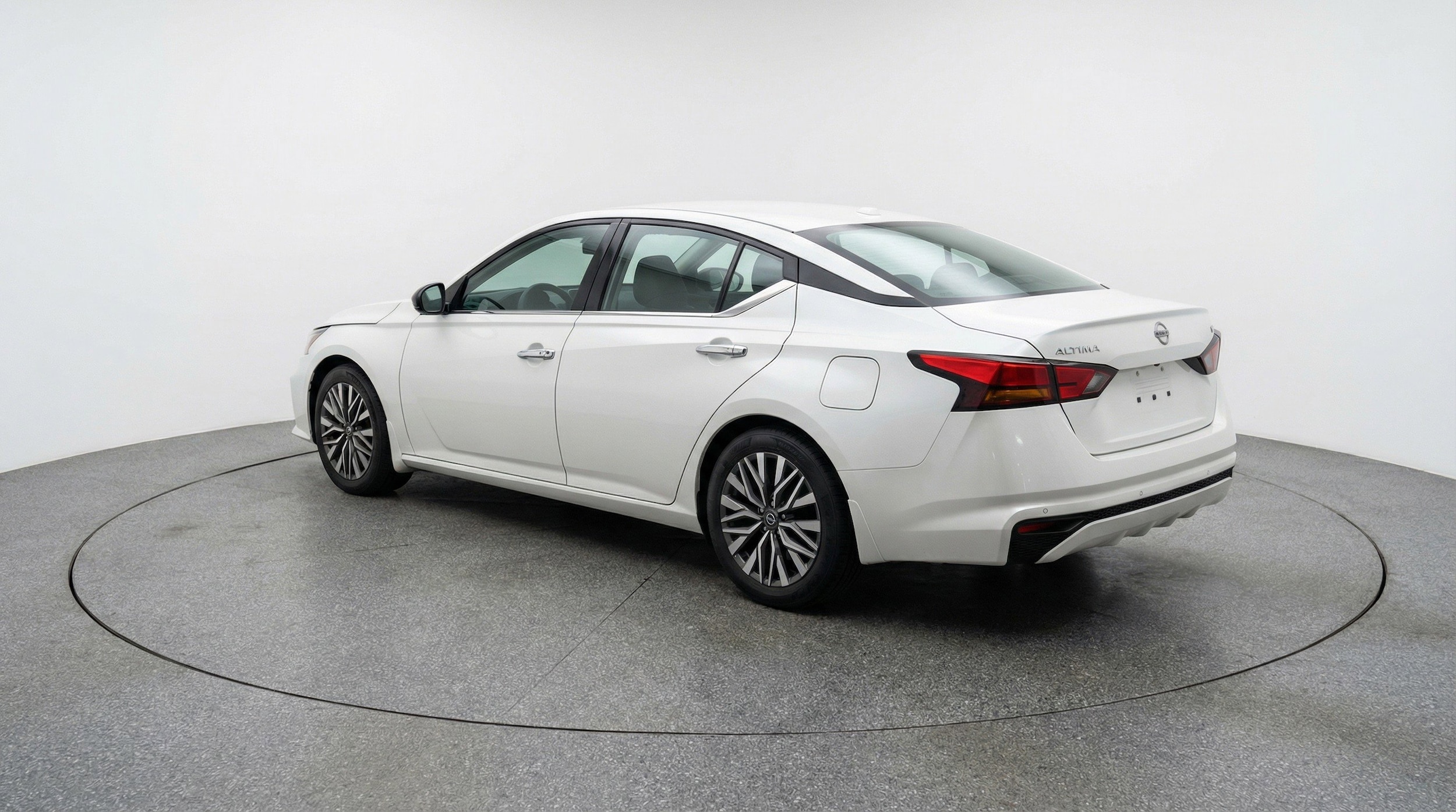 Thumbnail: 2025 Nissan Altima - 6