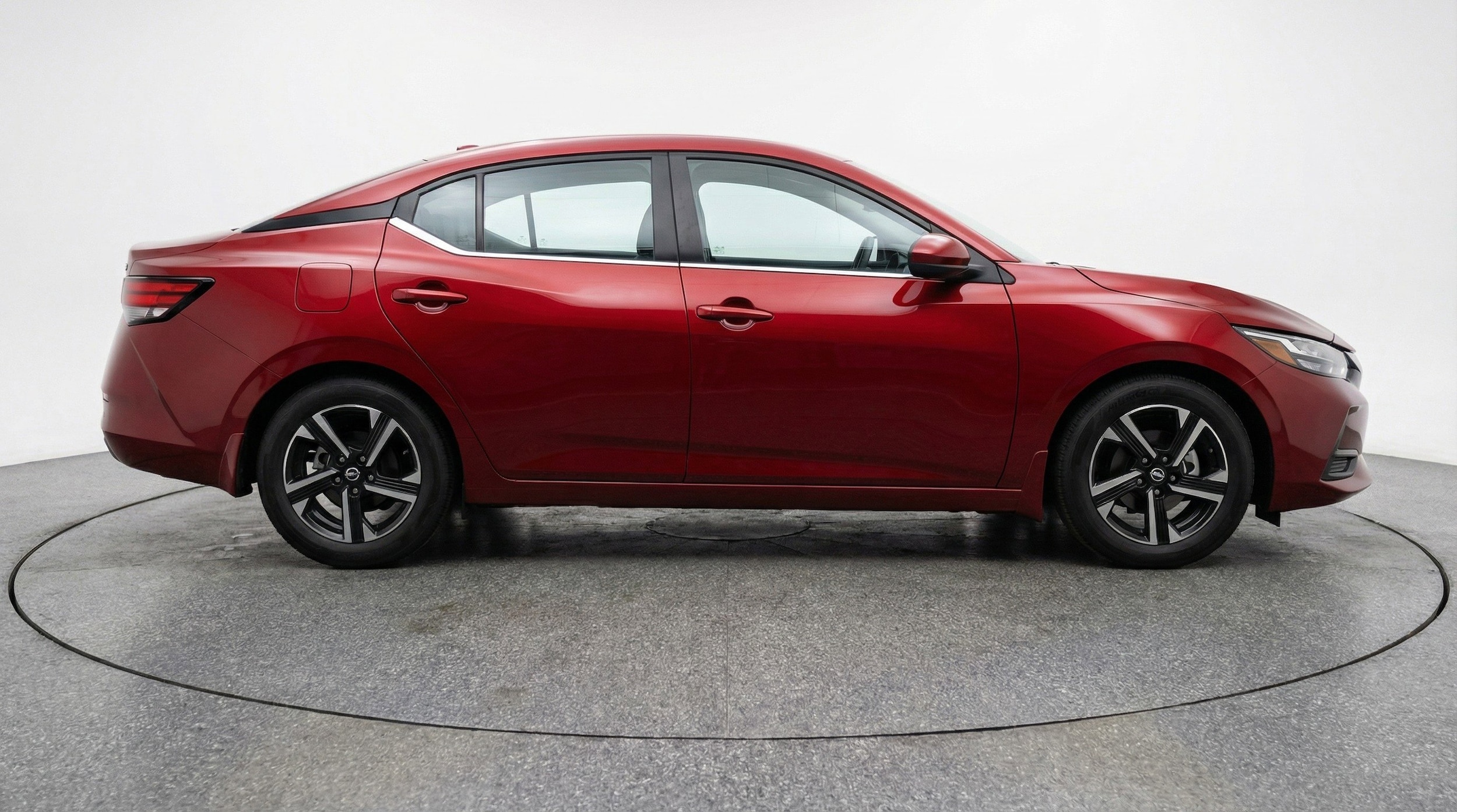 Thumbnail: 2025 Nissan Sentra - 11