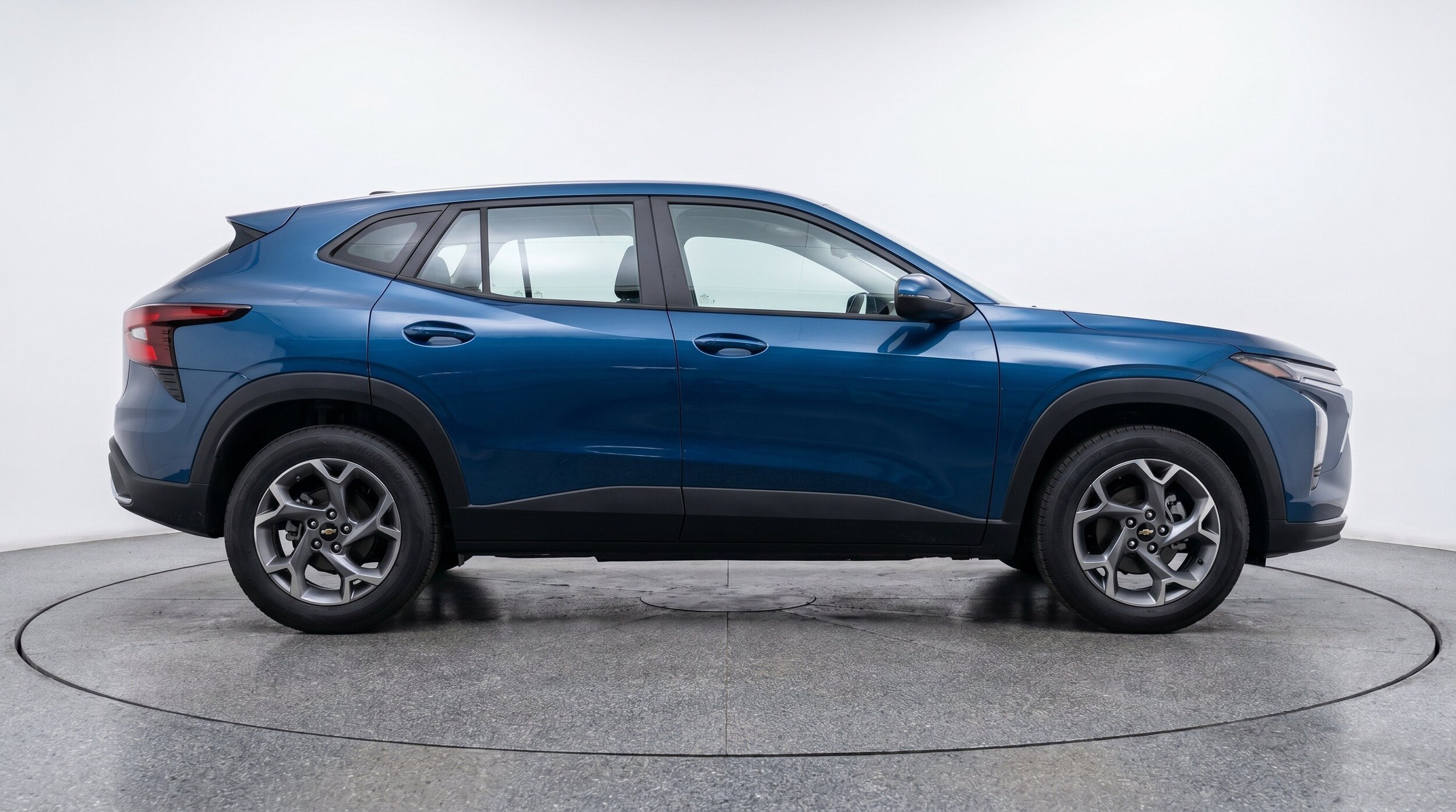 Thumbnail: 2025 Chevrolet Trax - 11