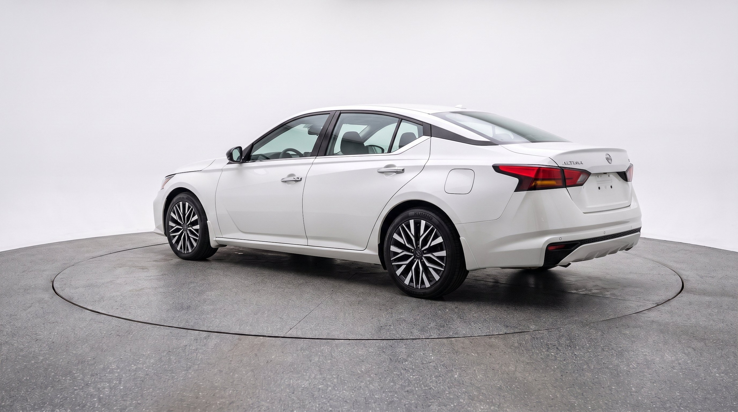 Thumbnail: 2025 Nissan Altima - 6