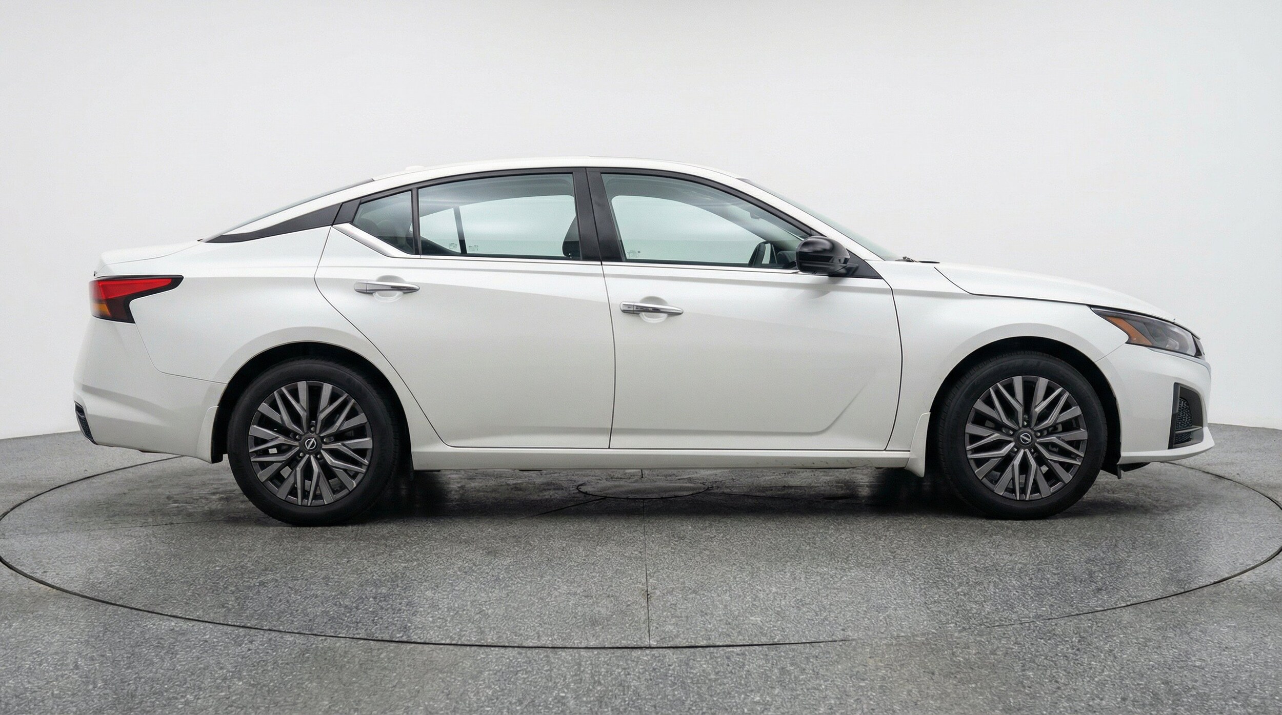 Thumbnail: 2025 Nissan Altima - 11