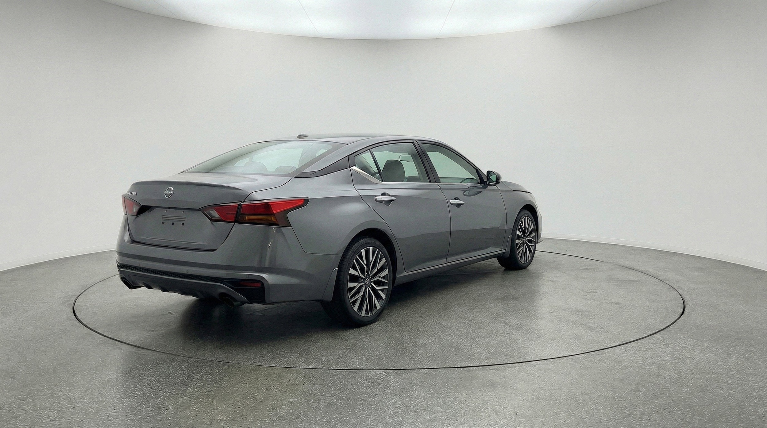 Thumbnail: 2025 Nissan Altima - 9