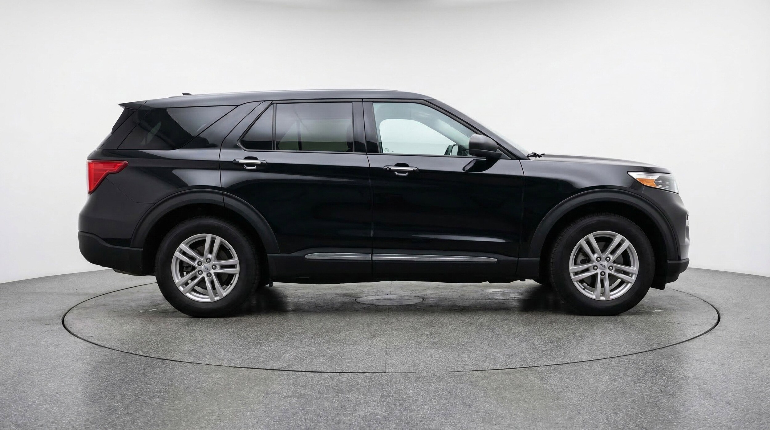 Thumbnail: 2024 Ford Explorer - 11