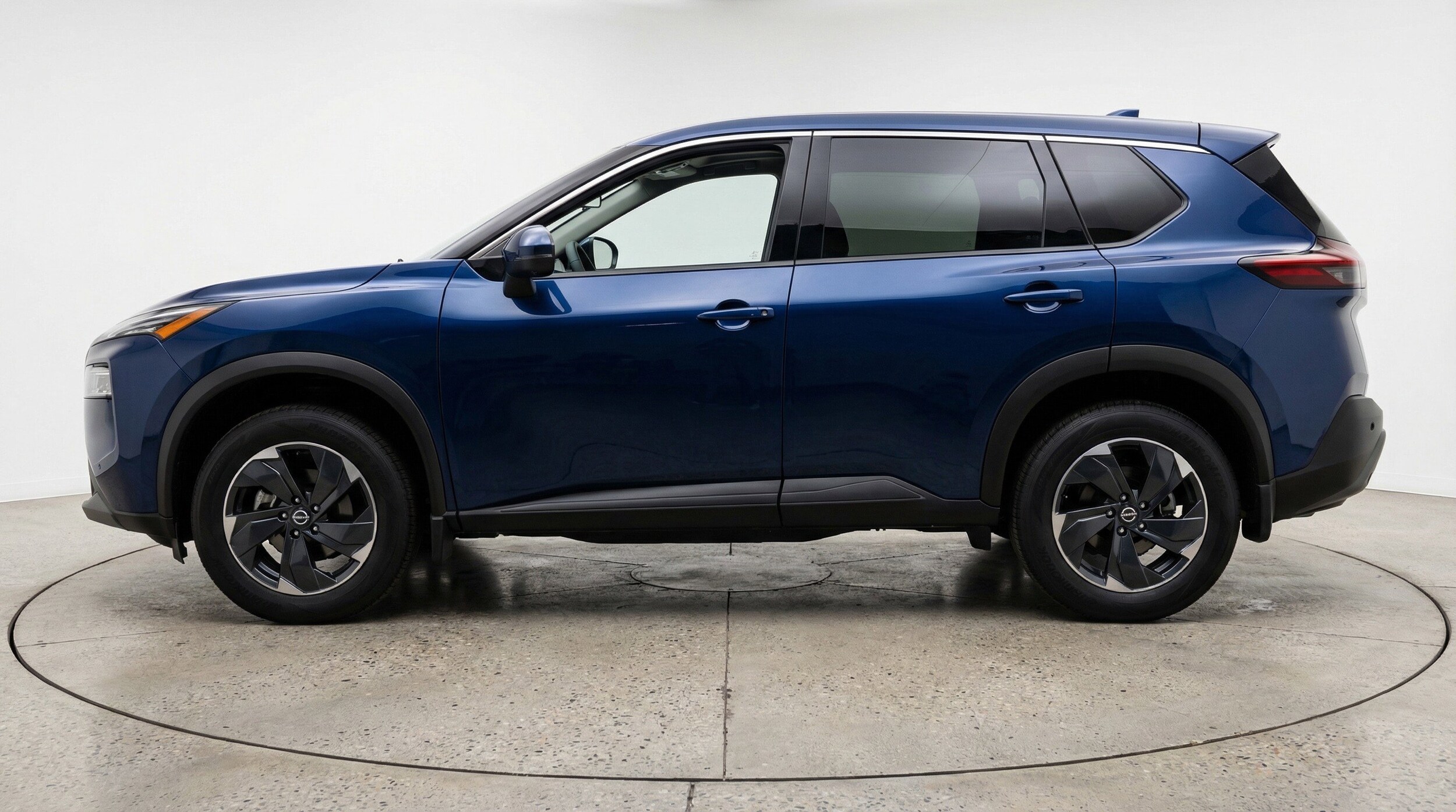 Thumbnail: 2025 Nissan Rogue - 5