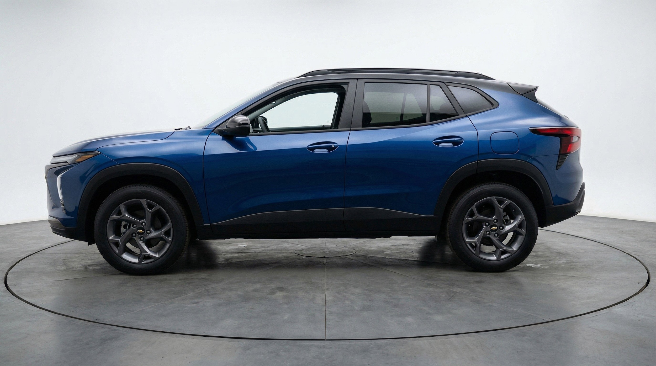 Thumbnail: 2025 Chevrolet Trax - 5