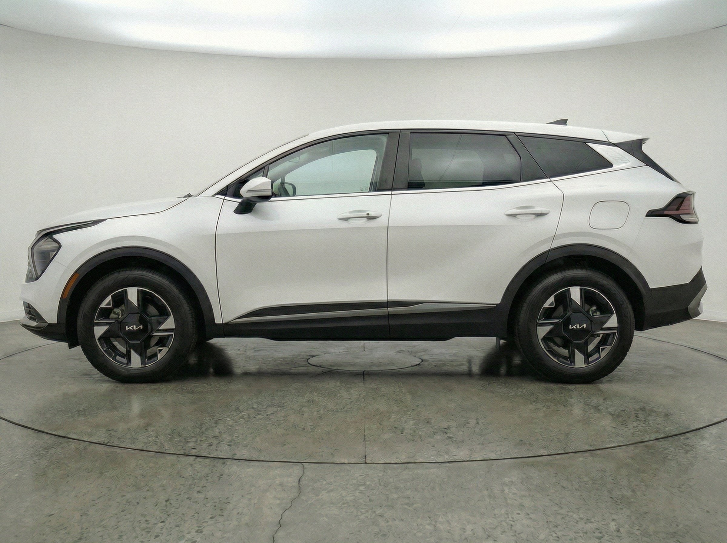 Thumbnail: 2026 Kia Sportage - 5