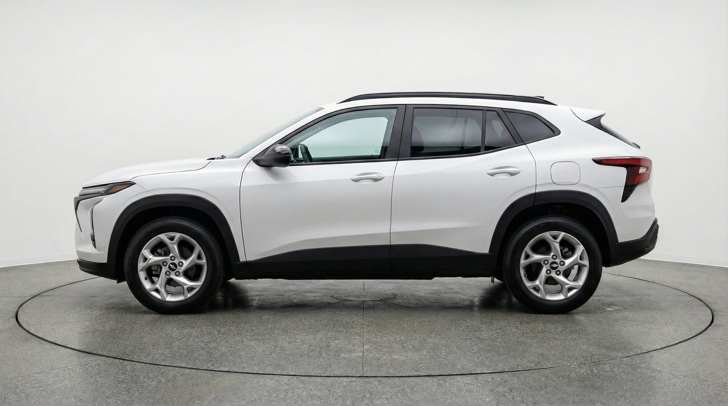 Thumbnail: 2025 Chevrolet Trax - 5