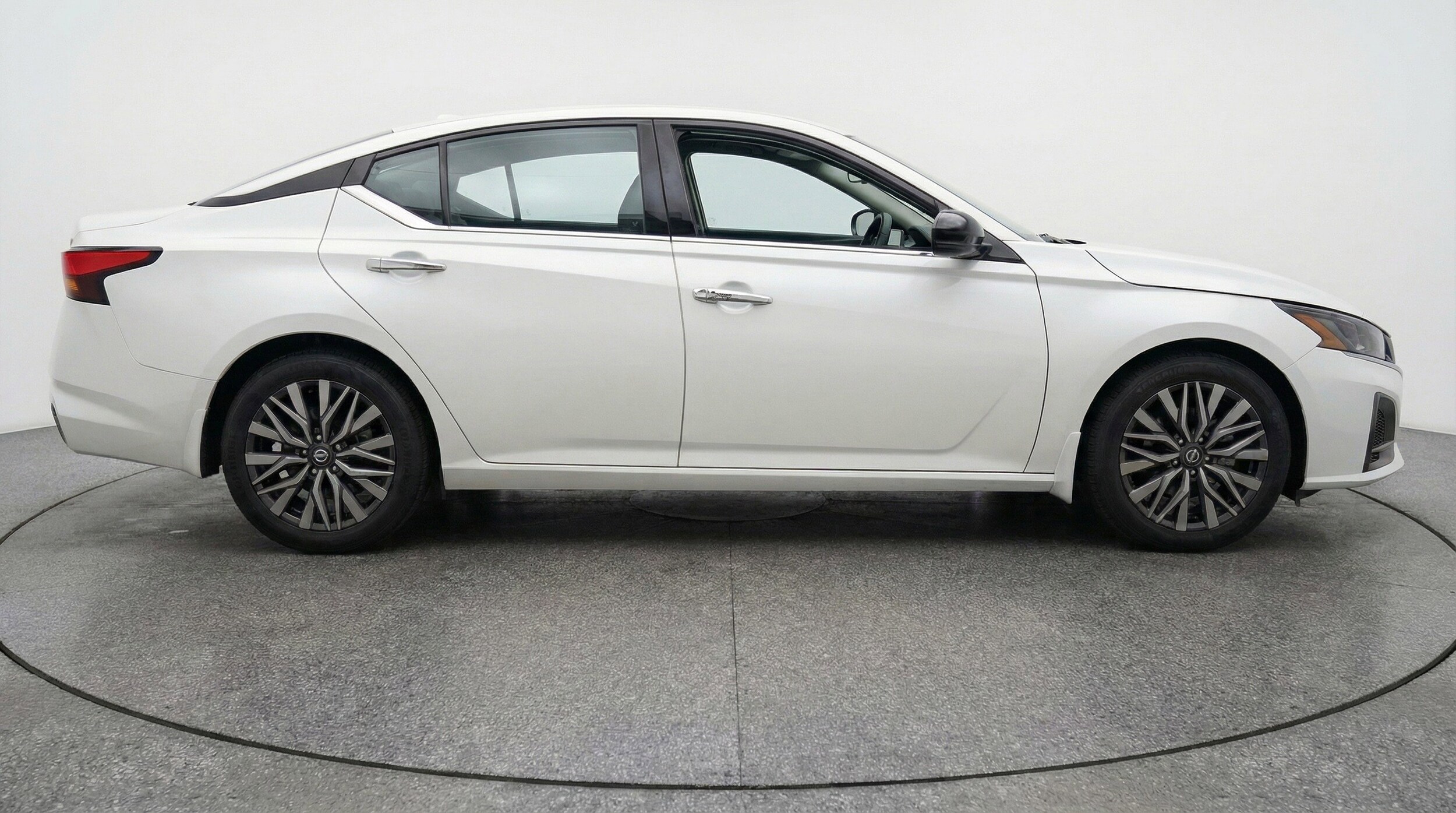 Thumbnail: 2025 Nissan Altima - 11