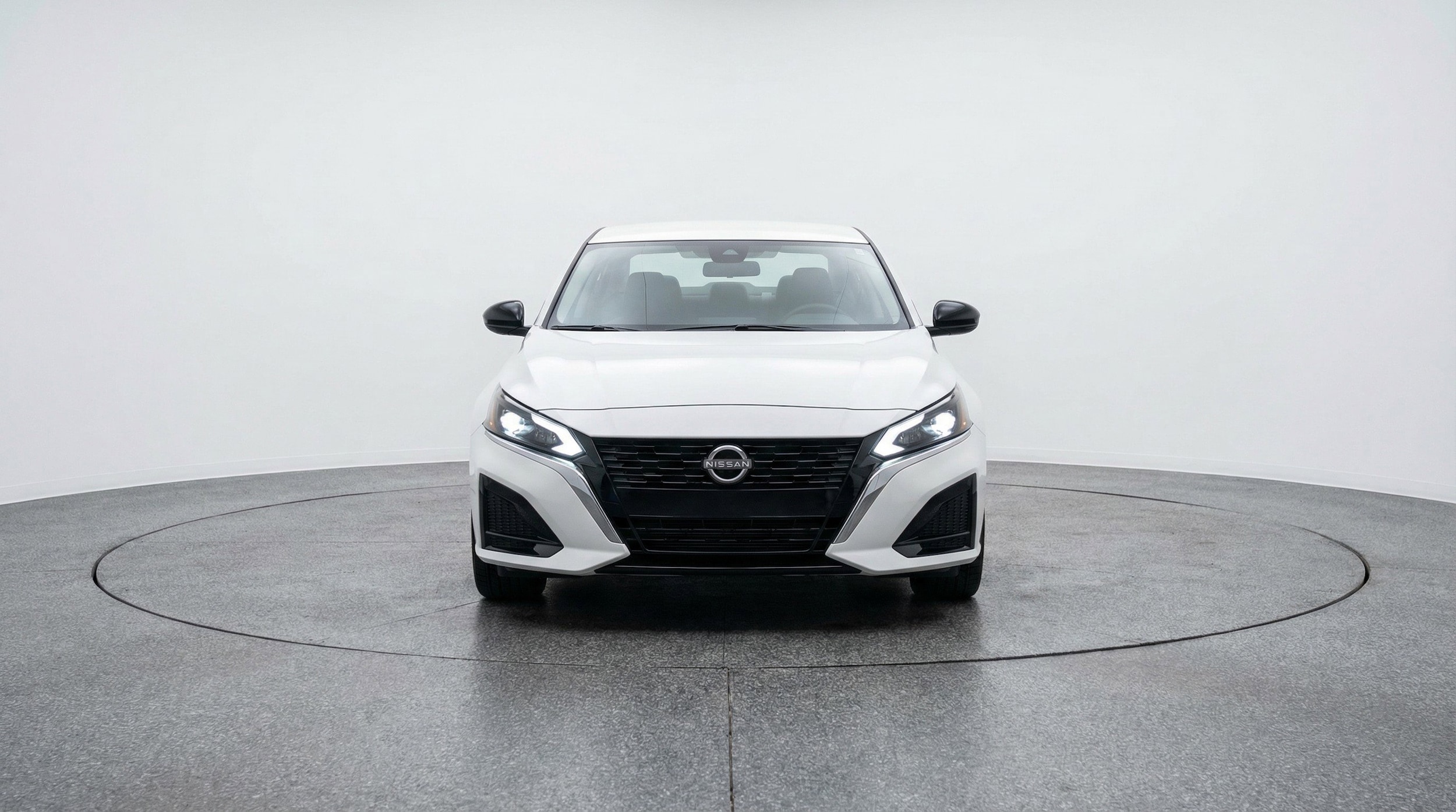 Thumbnail: 2025 Nissan Altima - 2