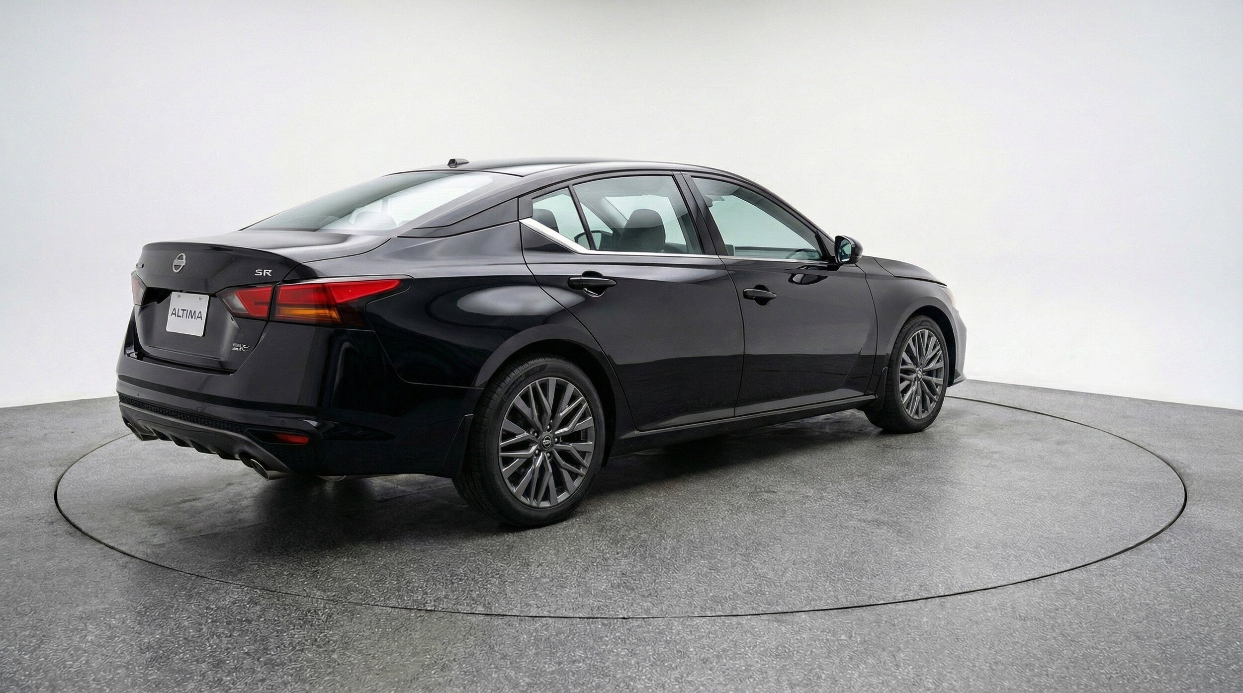 Thumbnail: 2025 Nissan Altima - 9