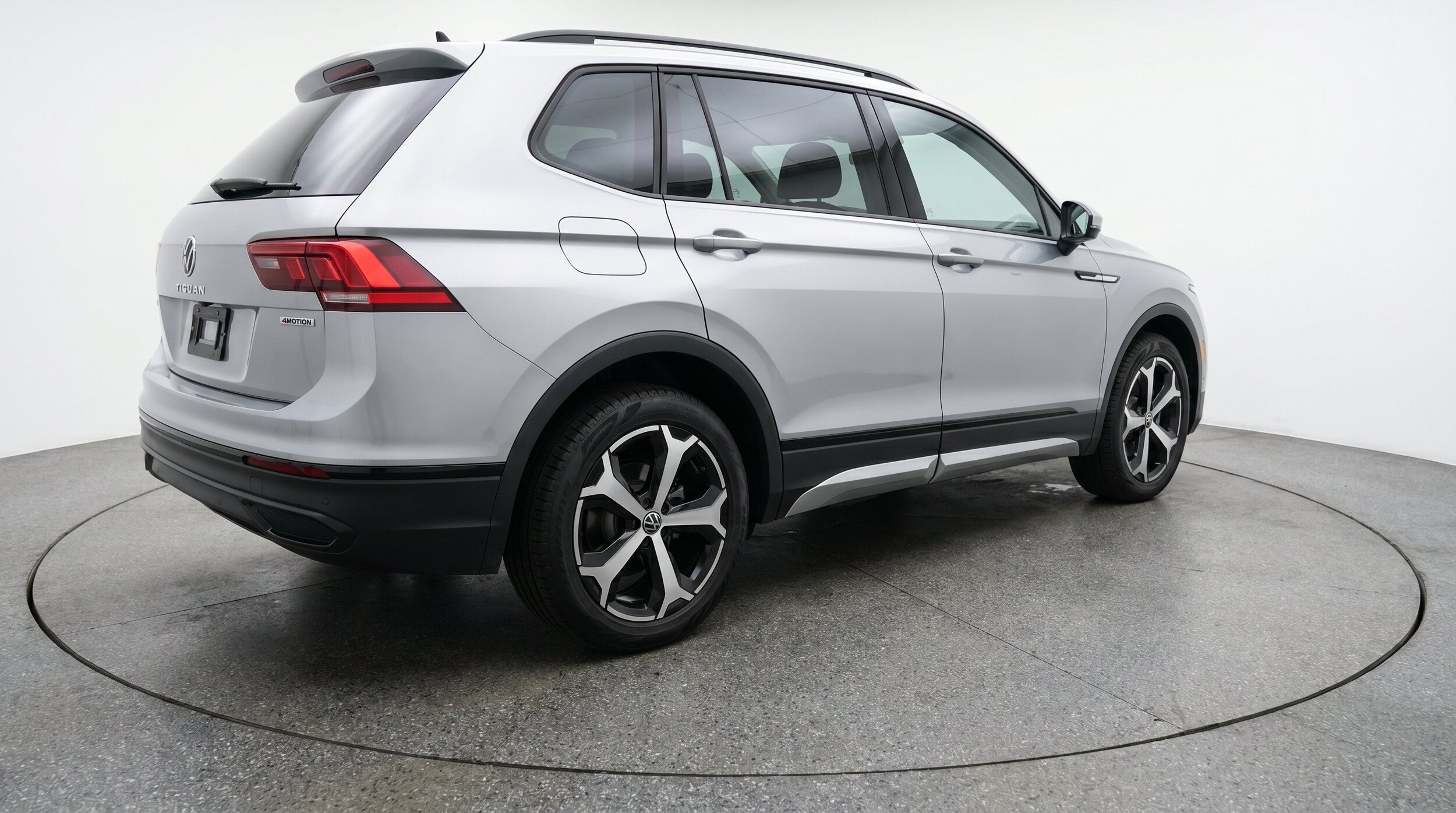 Thumbnail: 2026 Volkswagen Tiguan - 9