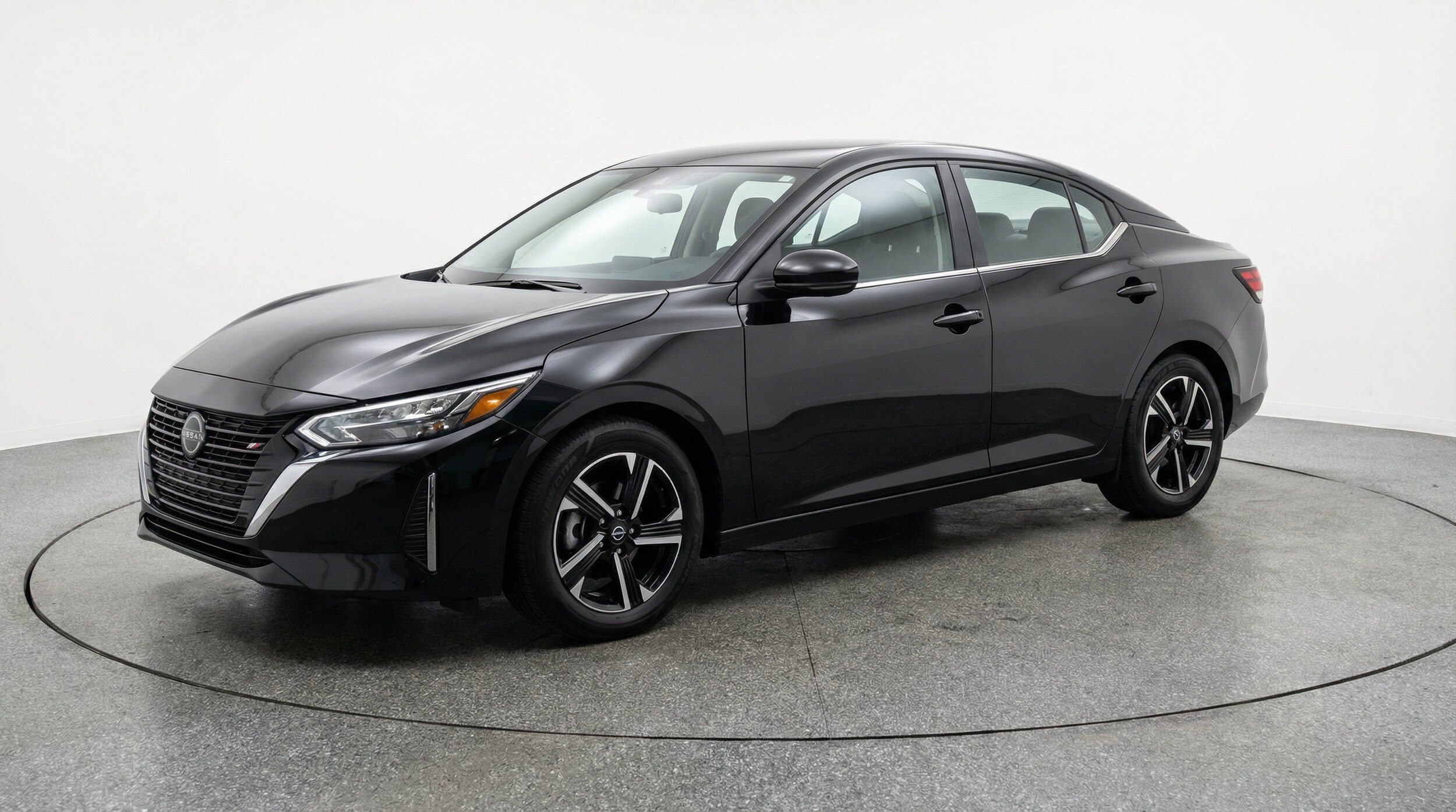 Thumbnail: 2025 Nissan Sentra - 3