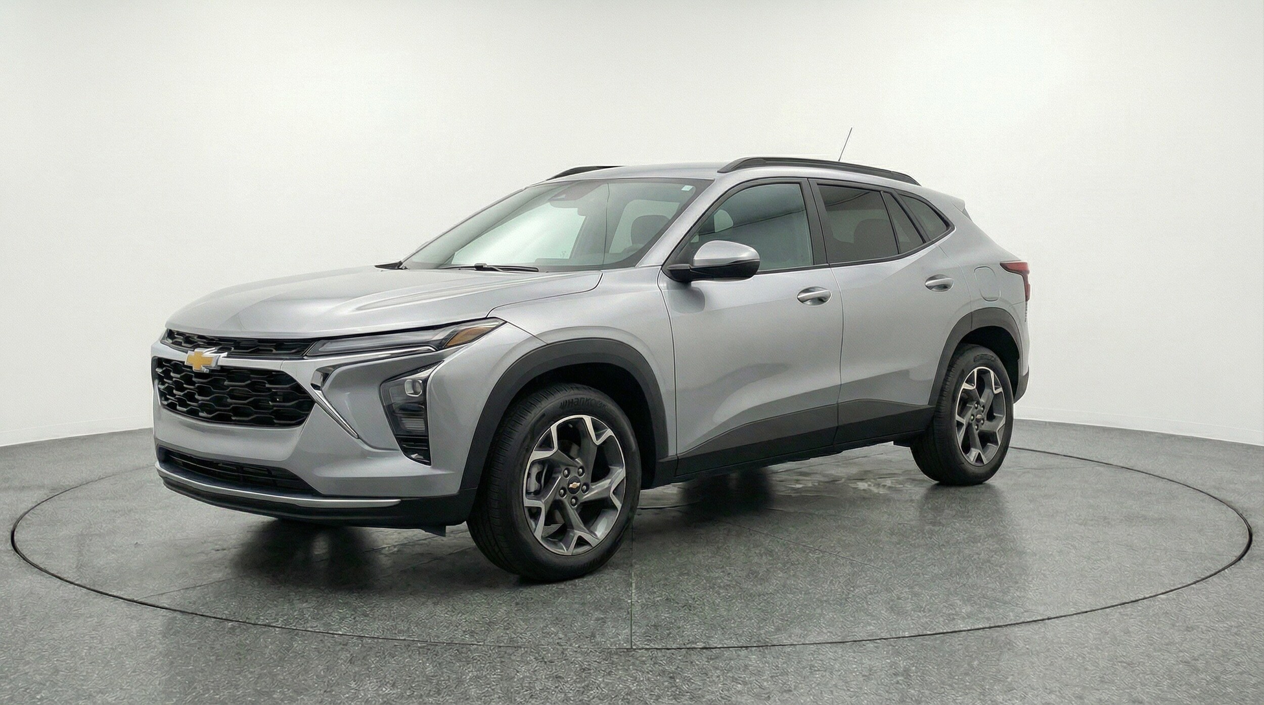 Thumbnail: 2025 Chevrolet Trax - 3