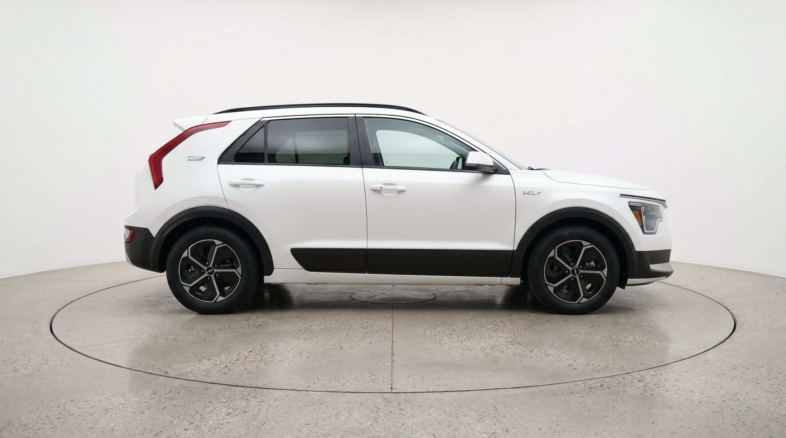 Thumbnail: 2026 Kia Niro - 11