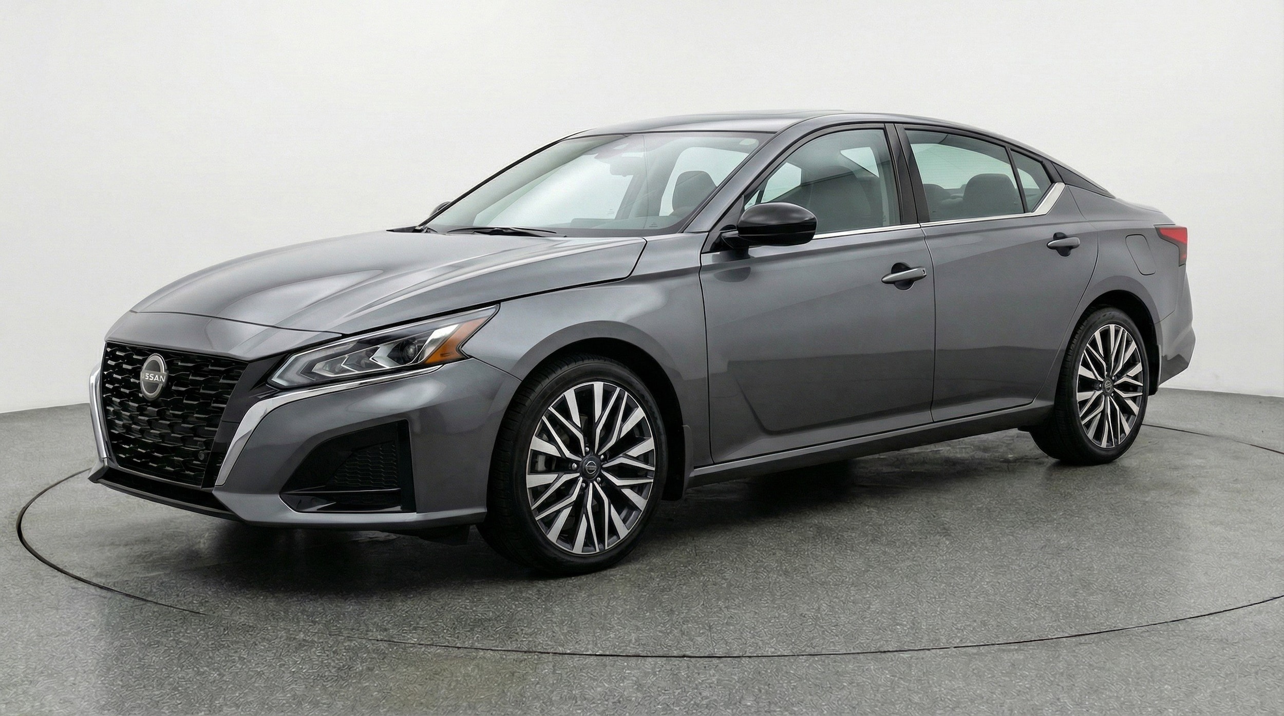 Thumbnail: 2025 Nissan Altima - 3