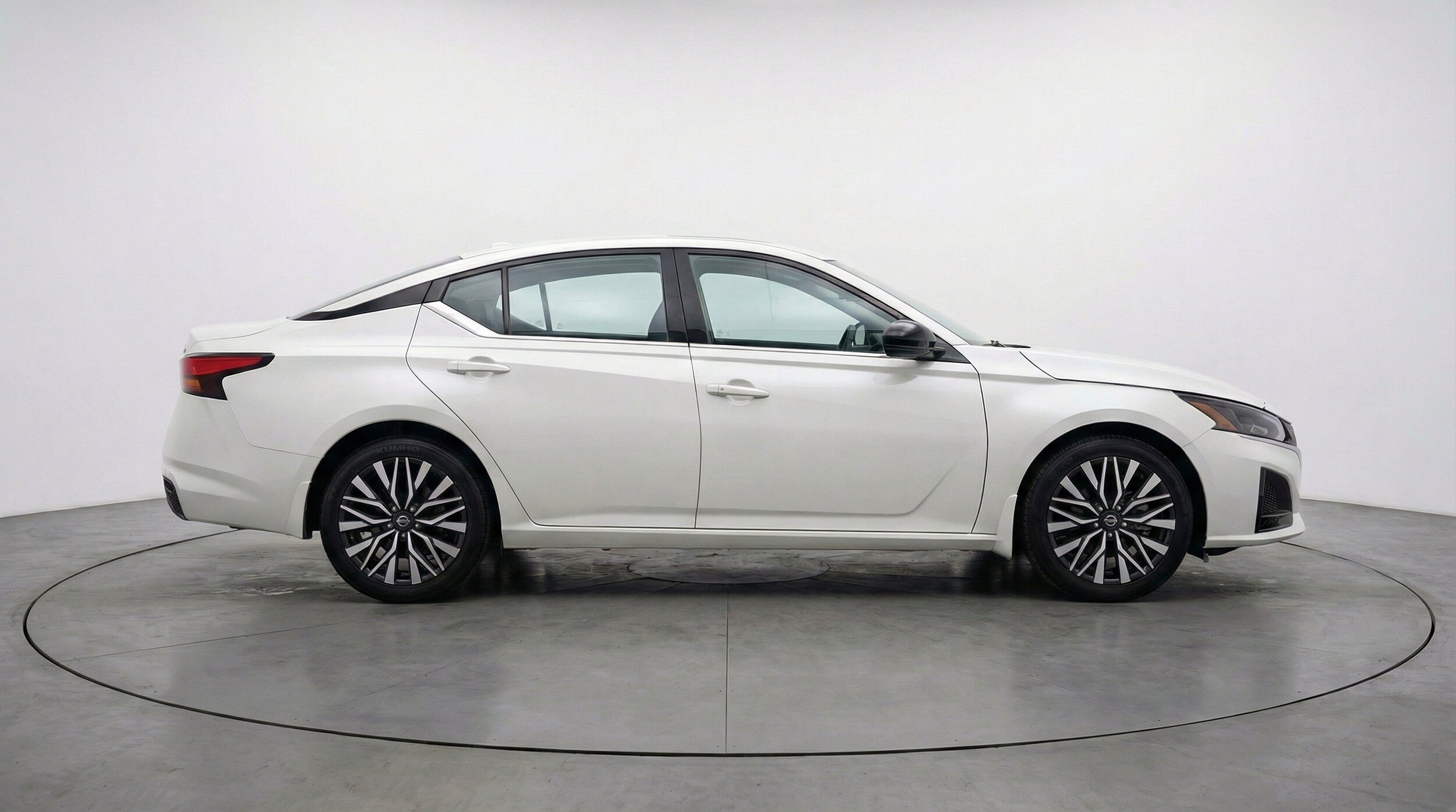 Thumbnail: 2025 Nissan Altima - 11