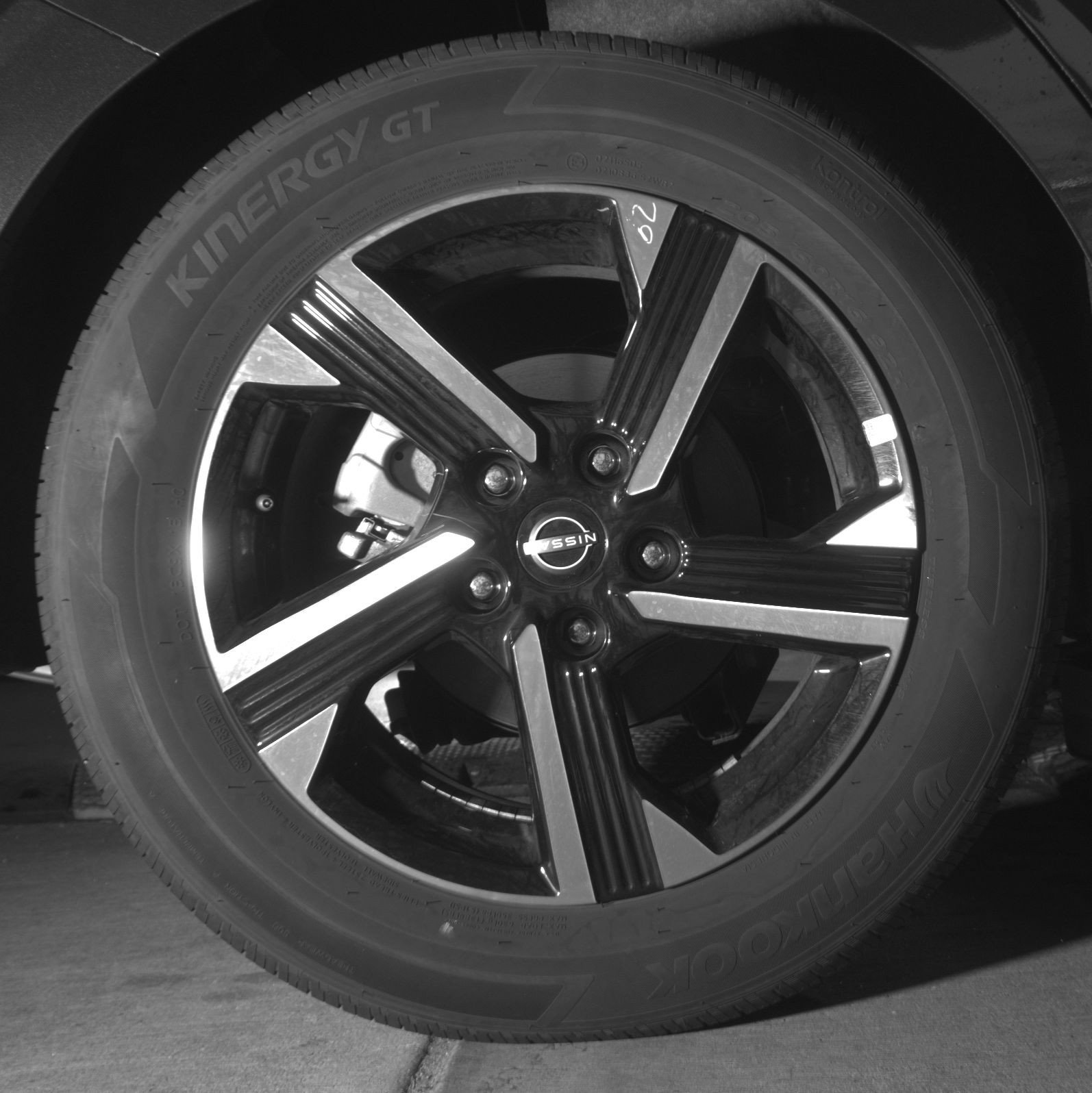 Thumbnail: 2025 Nissan Sentra - 15