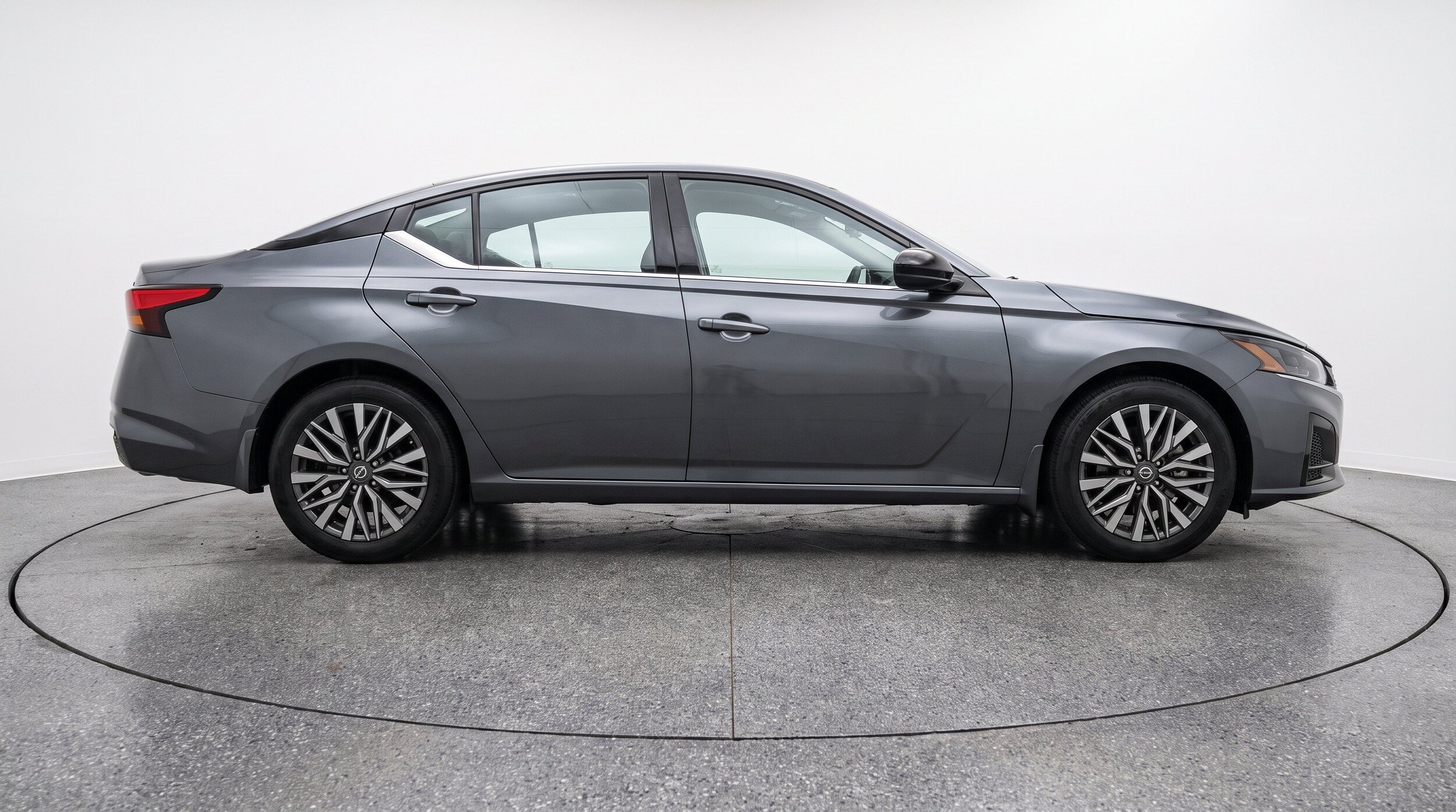 Thumbnail: 2025 Nissan Altima - 10