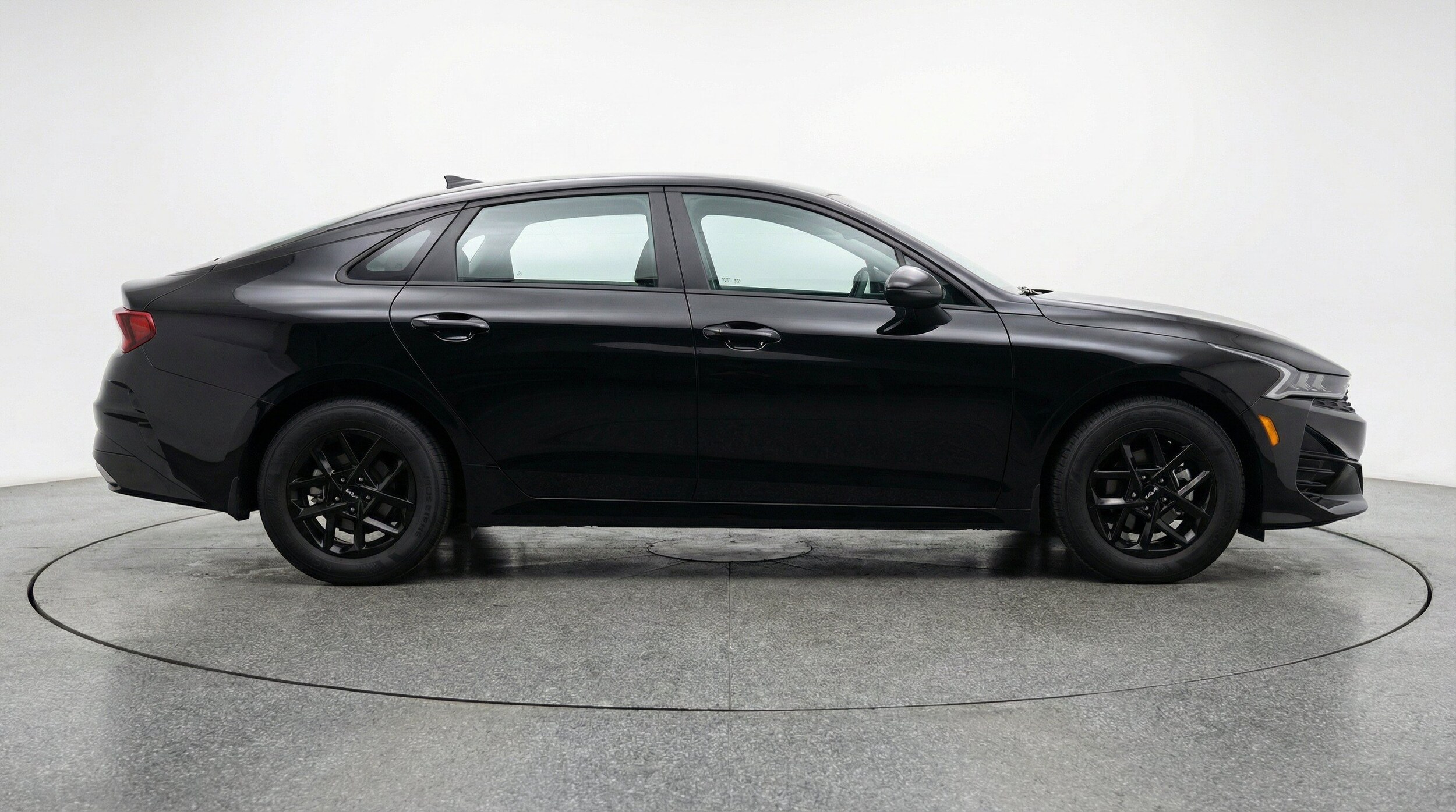 Thumbnail: 2025 Kia K5 - 11