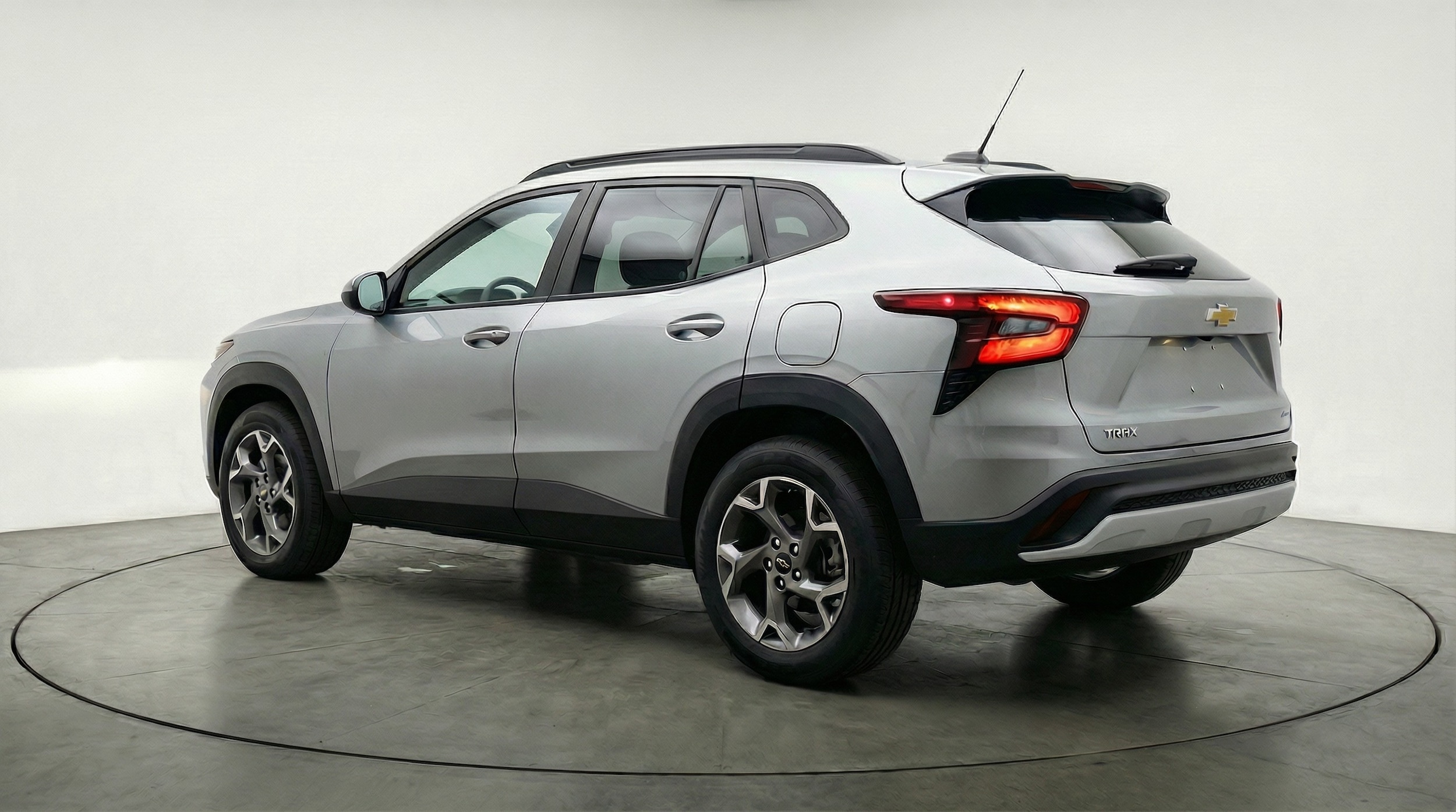 Thumbnail: 2025 Chevrolet Trax - 5