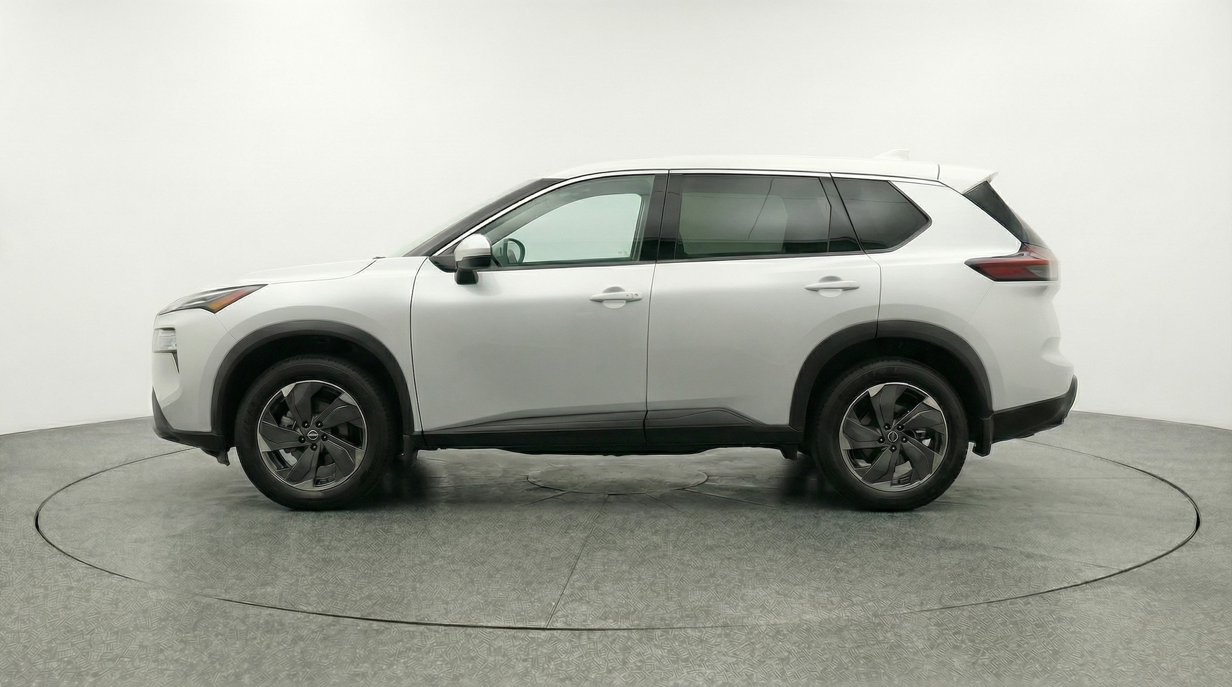 Thumbnail: 2025 Nissan Rogue - 4