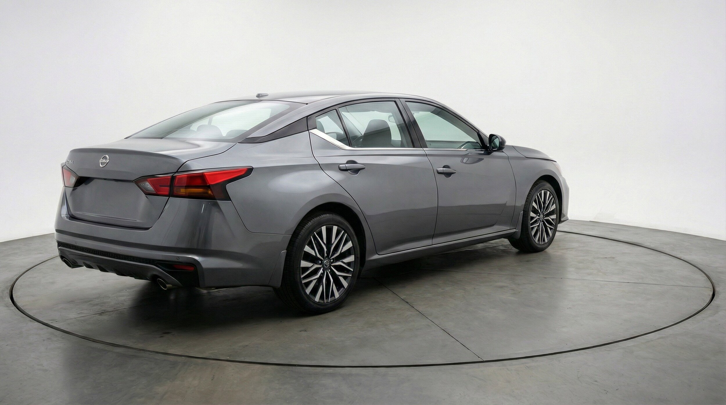 Thumbnail: 2025 Nissan Altima - 9