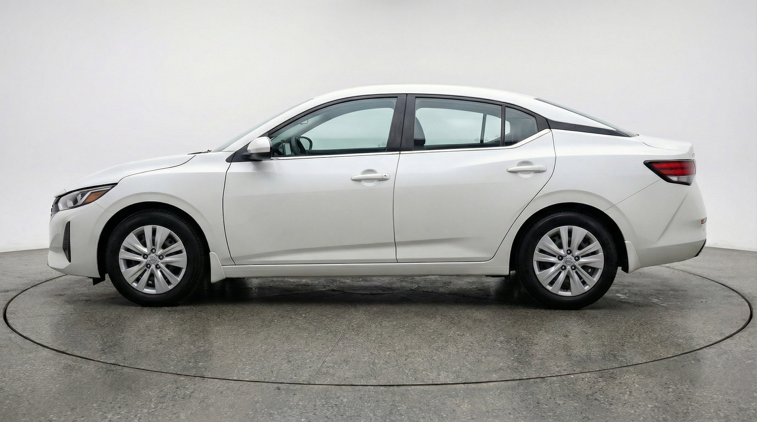 Thumbnail: 2025 Nissan Sentra - 5