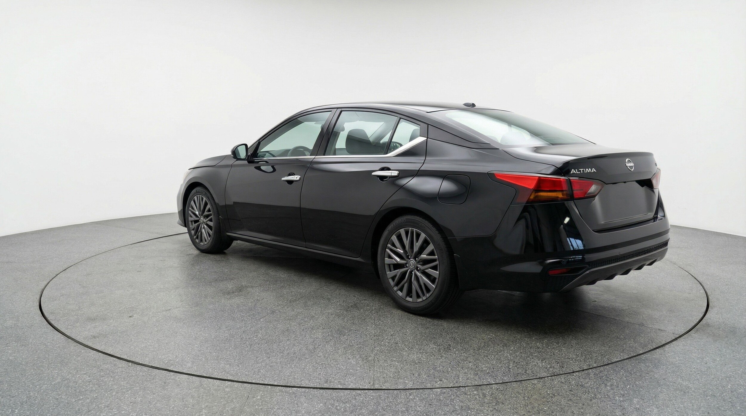 Thumbnail: 2025 Nissan Altima - 6