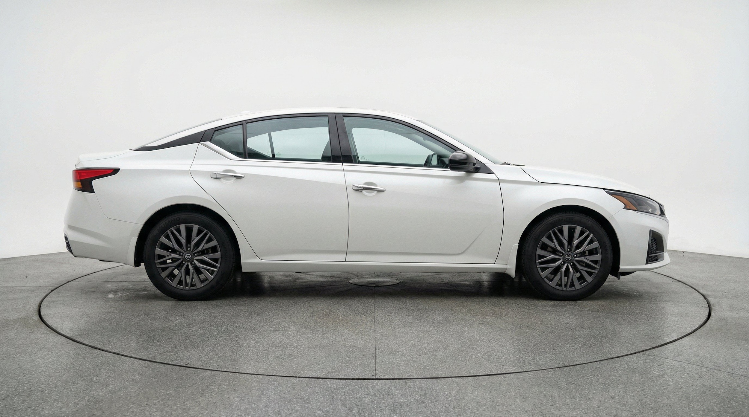 Thumbnail: 2025 Nissan Altima - 11
