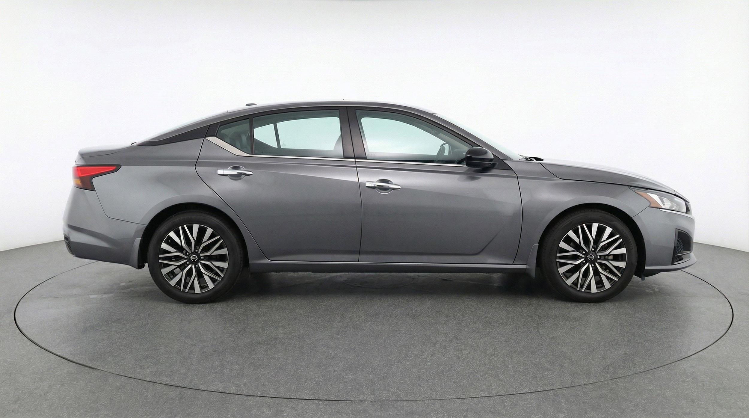 Thumbnail: 2025 Nissan Altima - 11