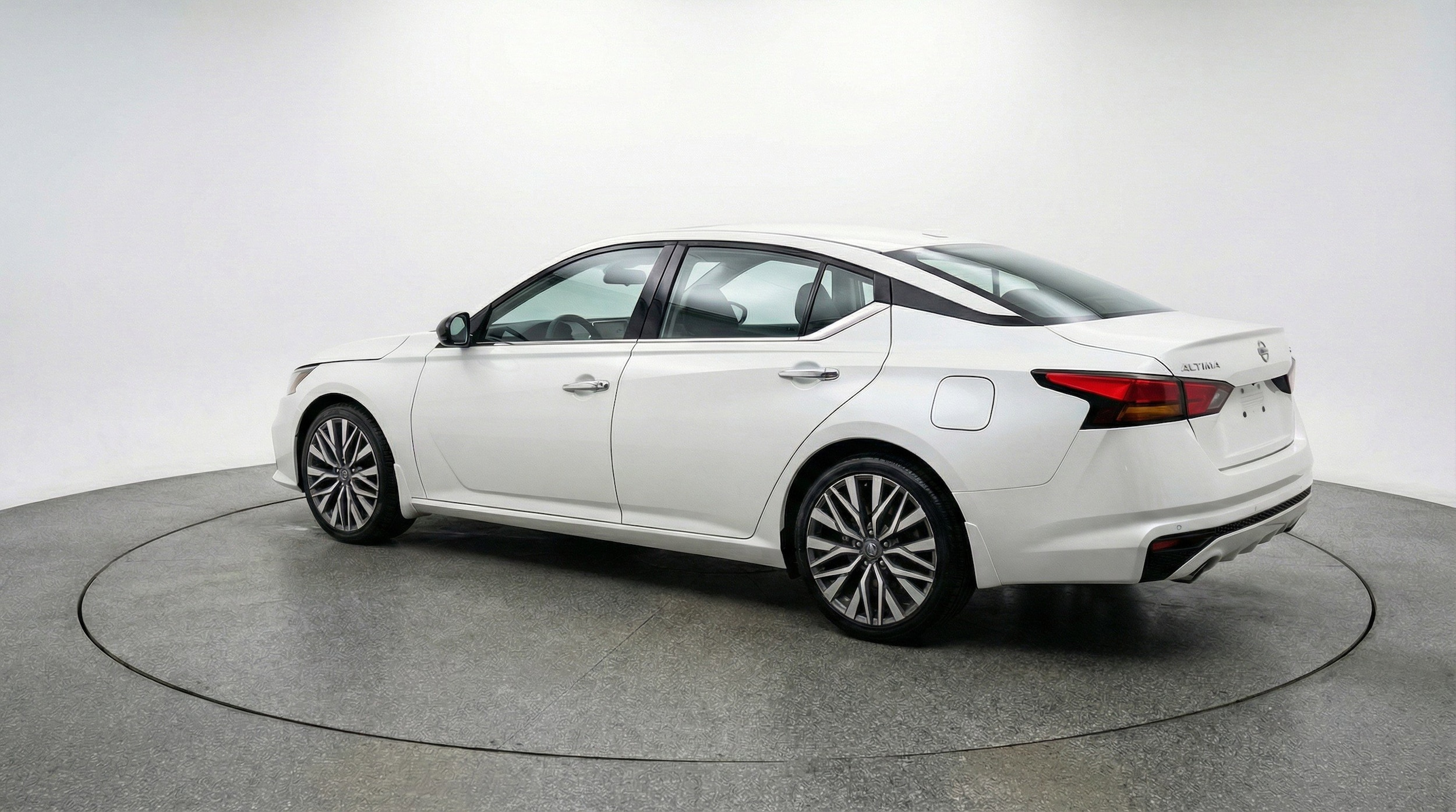 Thumbnail: 2025 Nissan Altima - 6