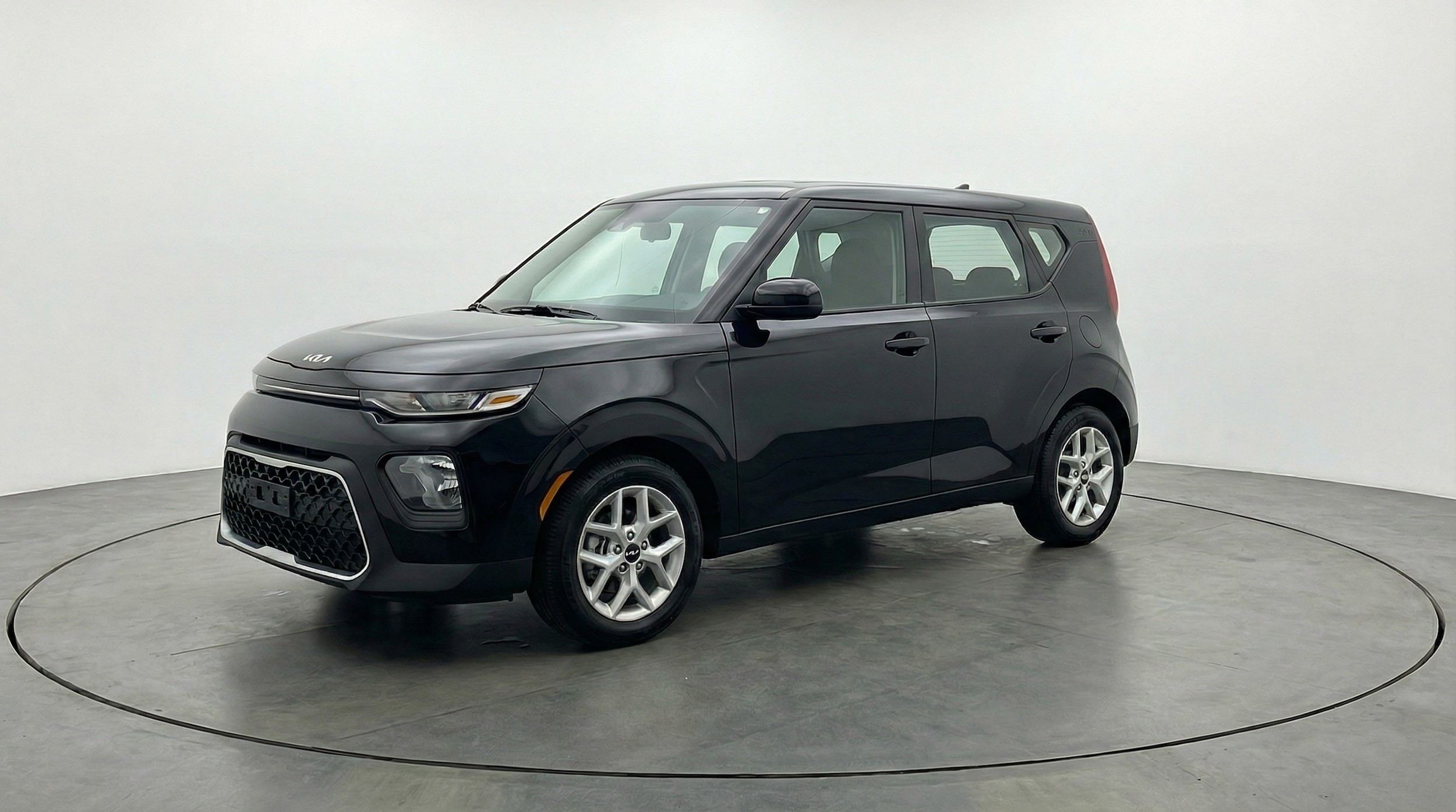 Thumbnail: 2025 Kia Soul - 3