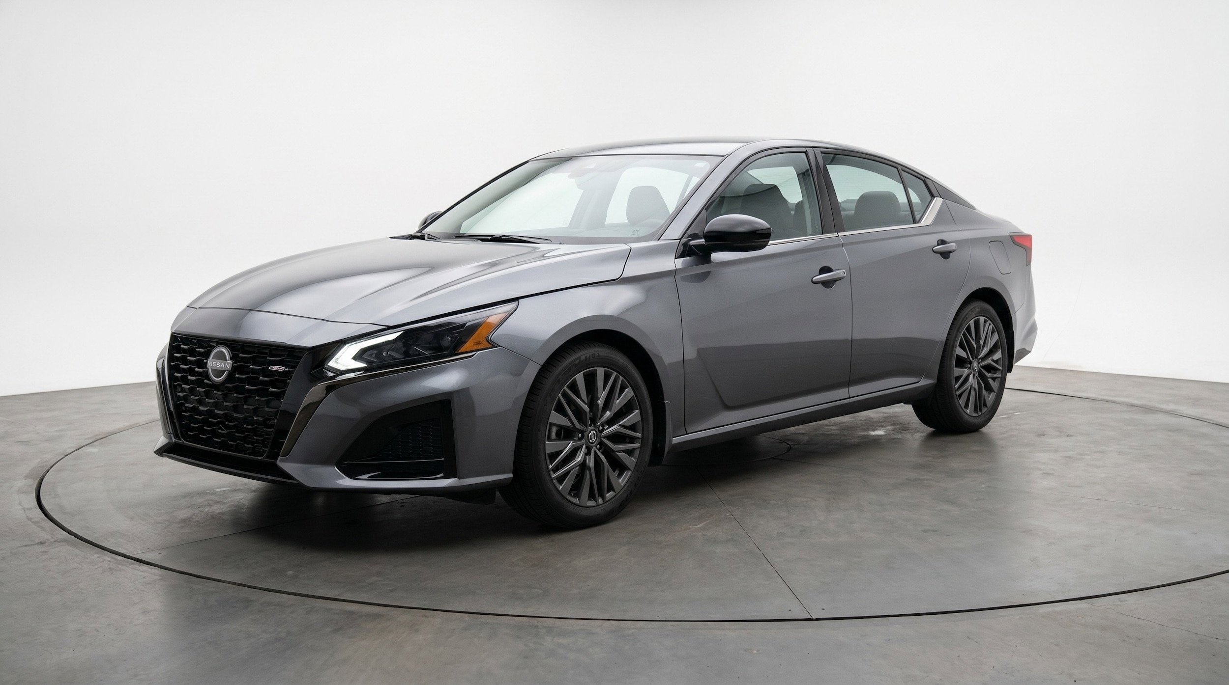 Thumbnail: 2025 Nissan Altima - 3