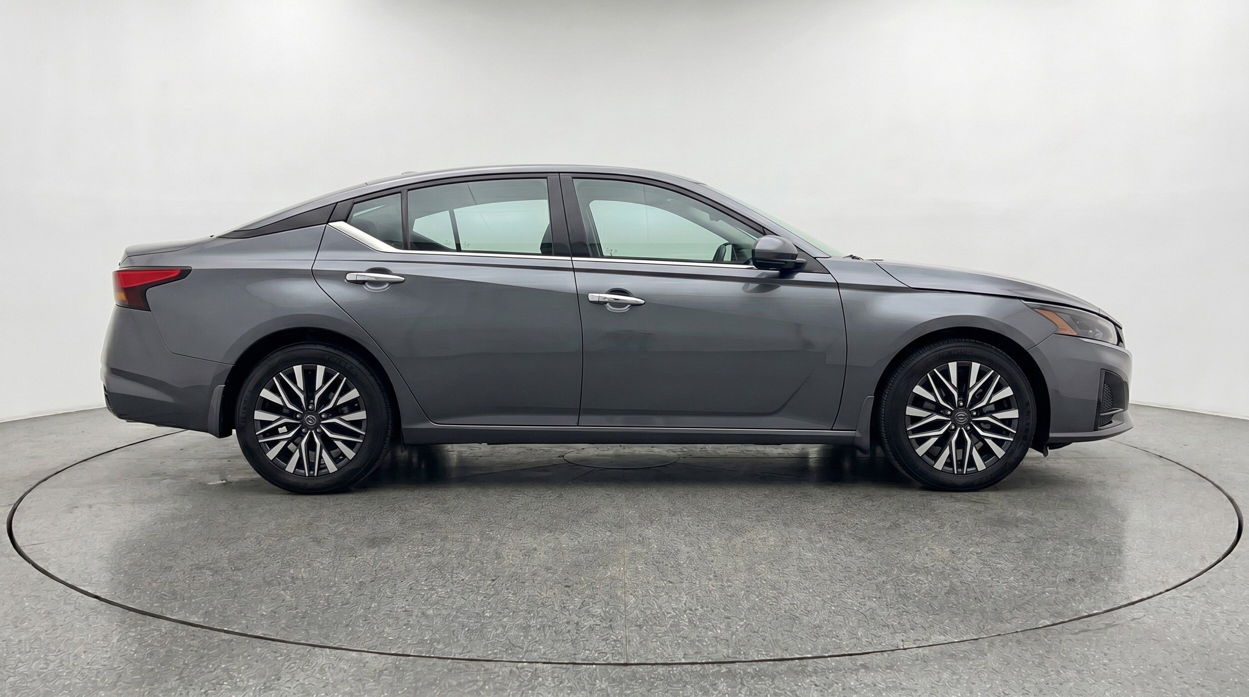 Thumbnail: 2025 Nissan Altima - 11