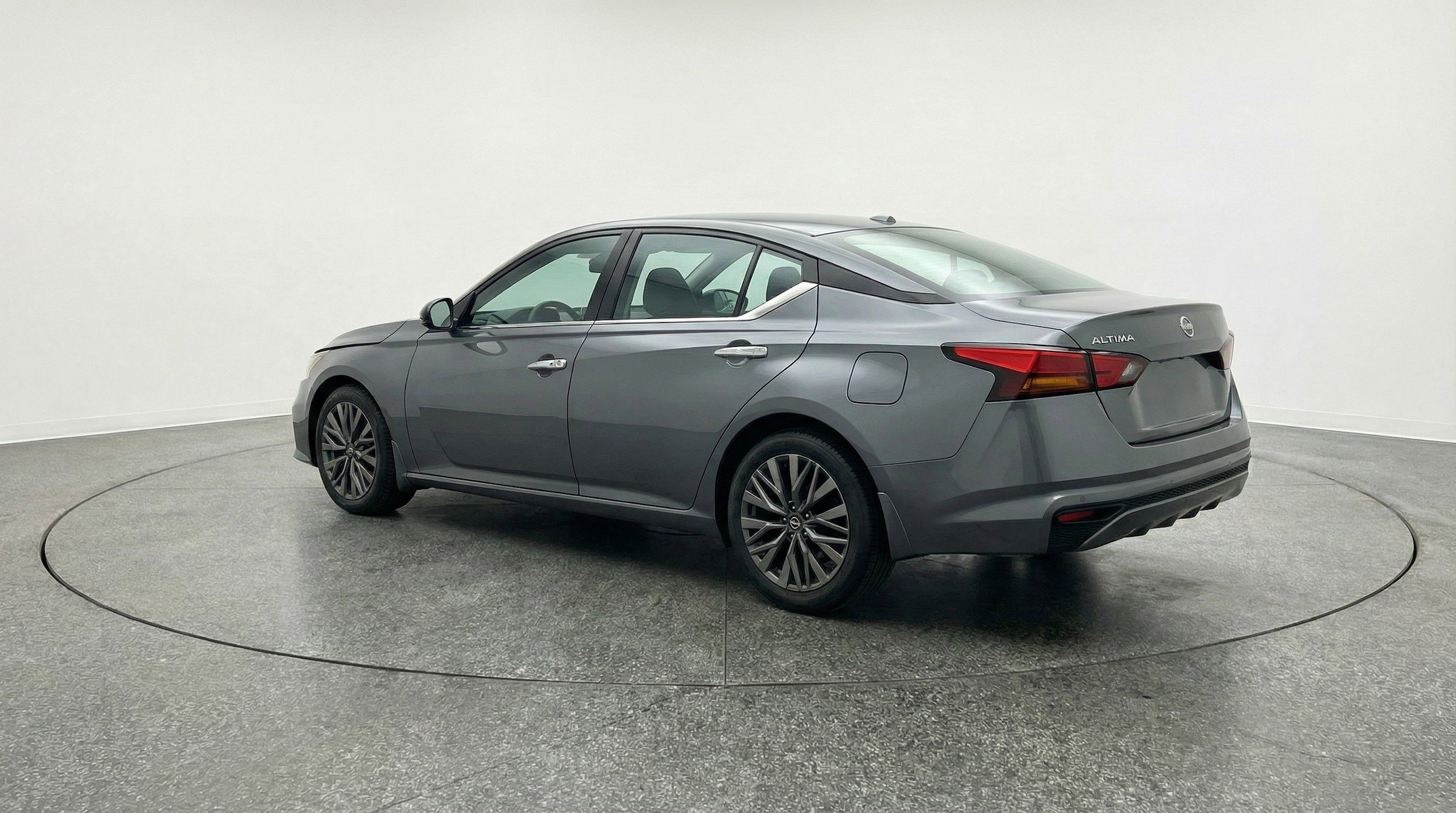 Thumbnail: 2025 Nissan Altima - 6