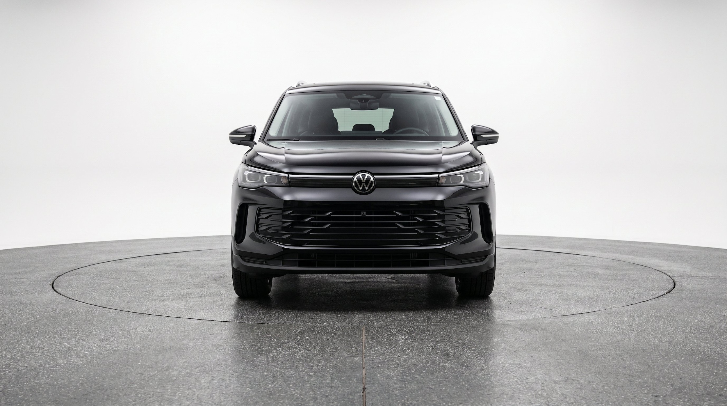 Thumbnail: 2026 Volkswagen Tiguan - 2