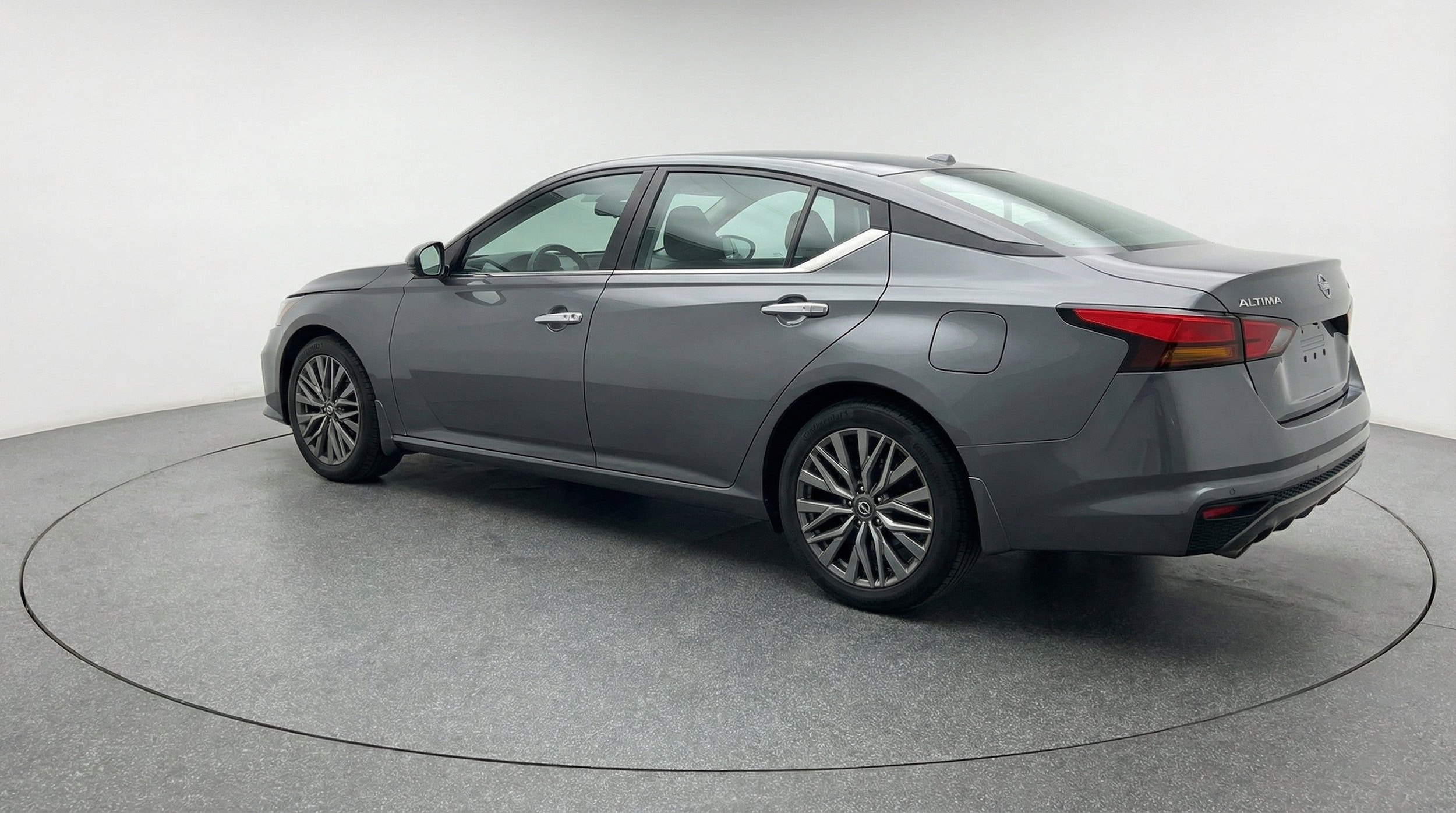 Thumbnail: 2025 Nissan Altima - 6