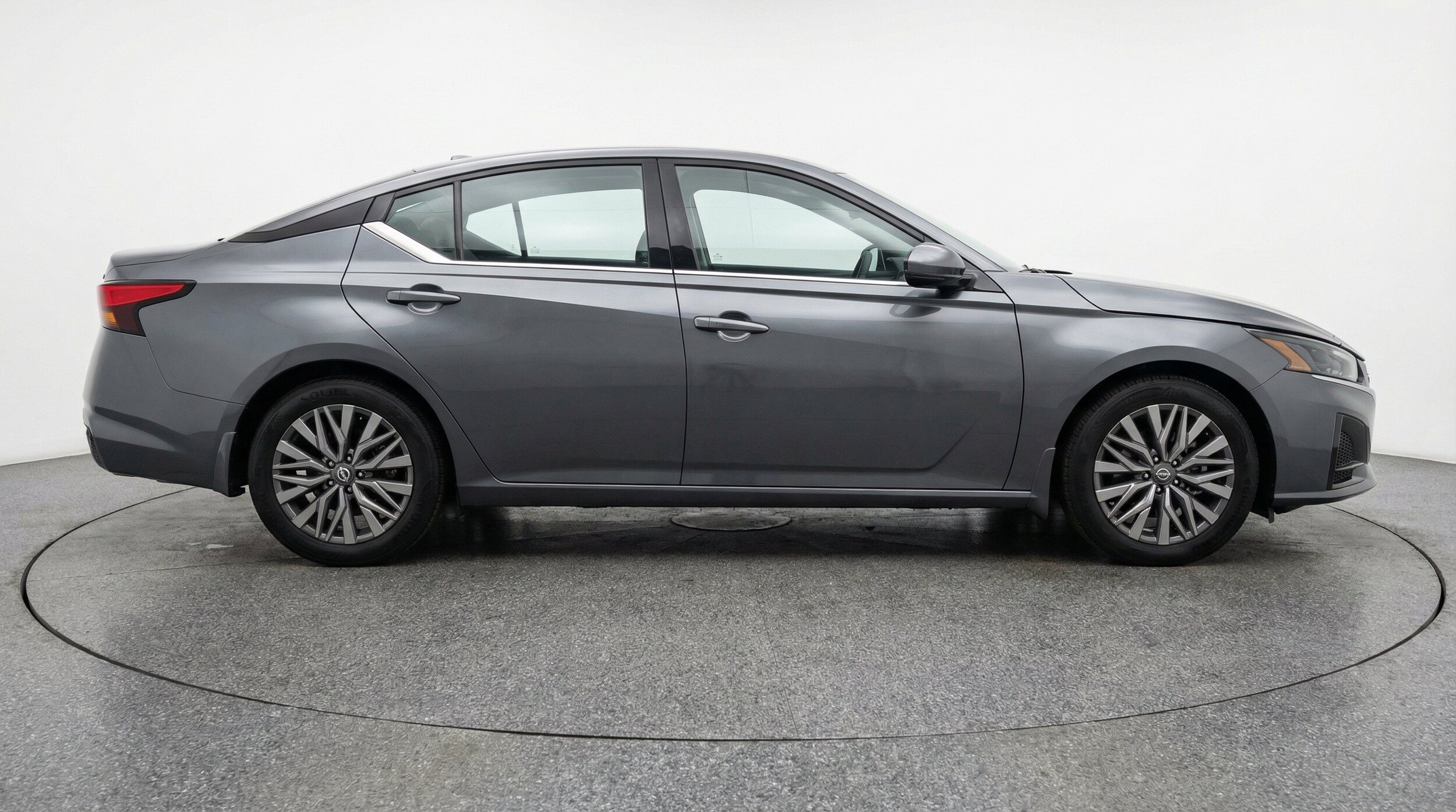 Thumbnail: 2025 Nissan Altima - 11