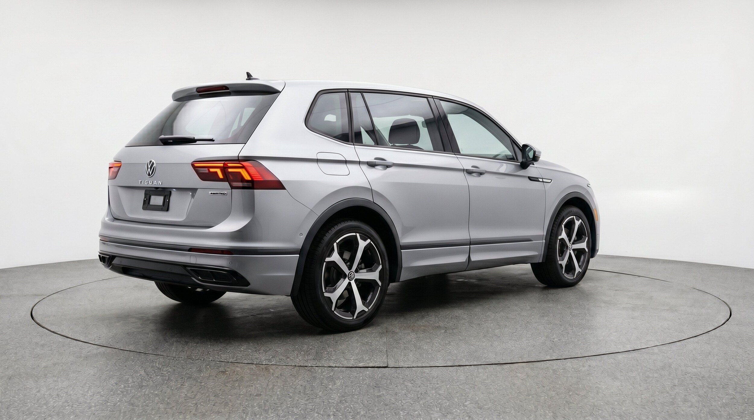 Thumbnail: 2026 Volkswagen Tiguan - 9