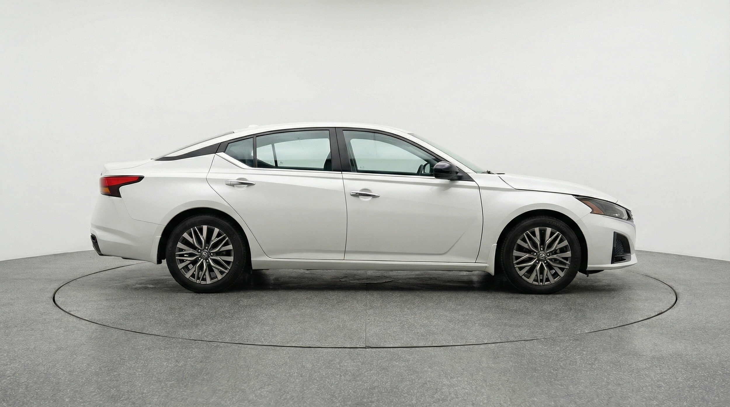 Thumbnail: 2025 Nissan Altima - 11