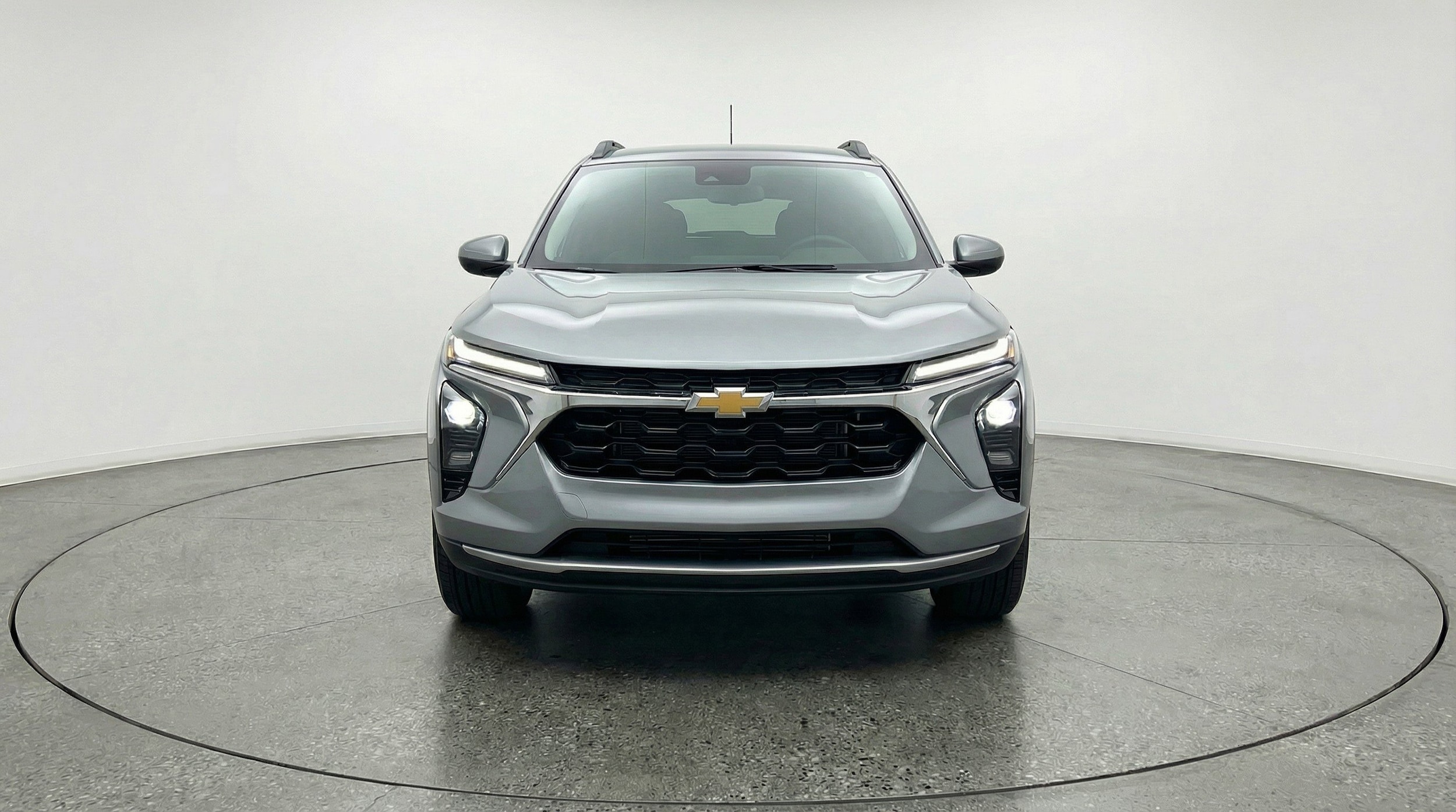 Thumbnail: 2025 Chevrolet Trax - 2