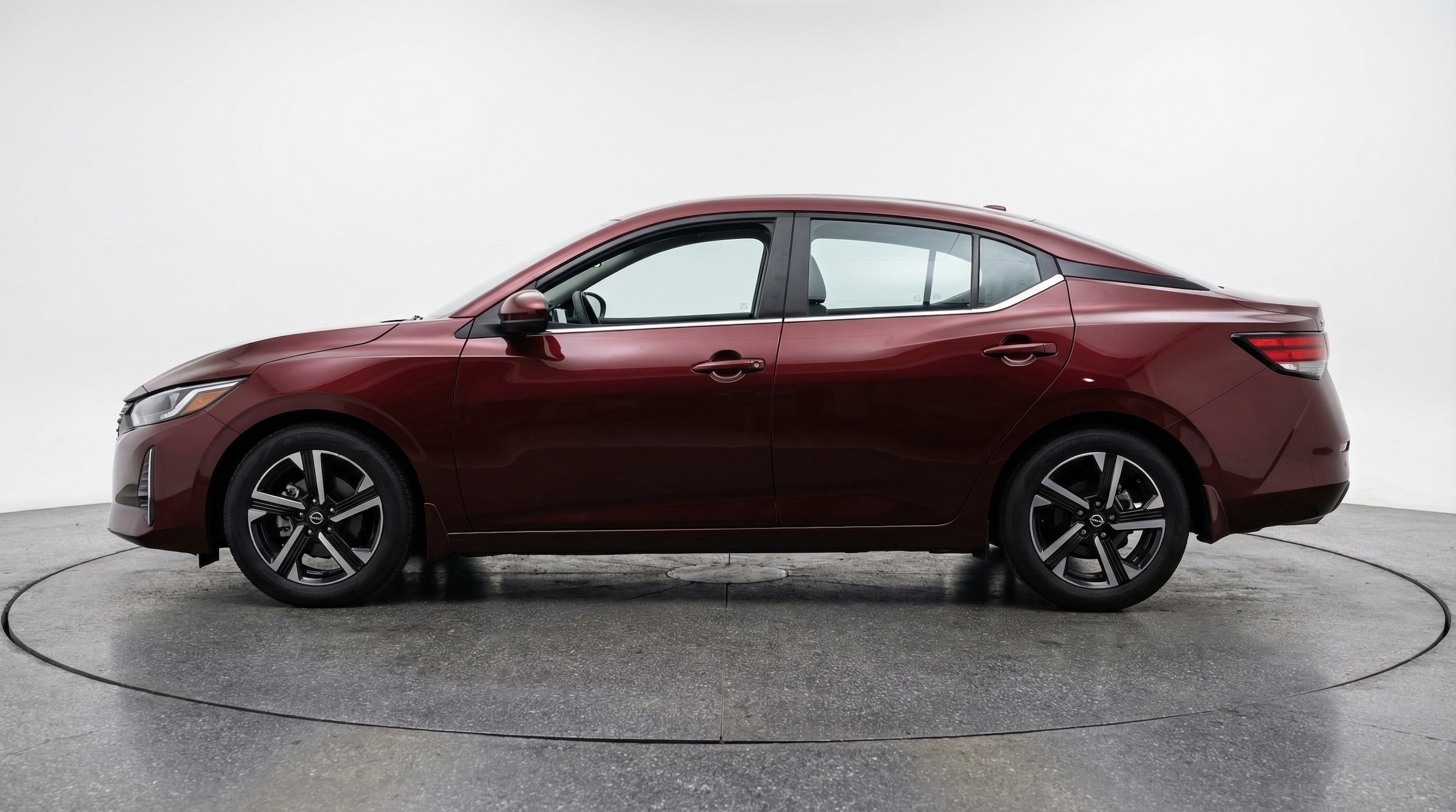 Thumbnail: 2025 Nissan Sentra - 4